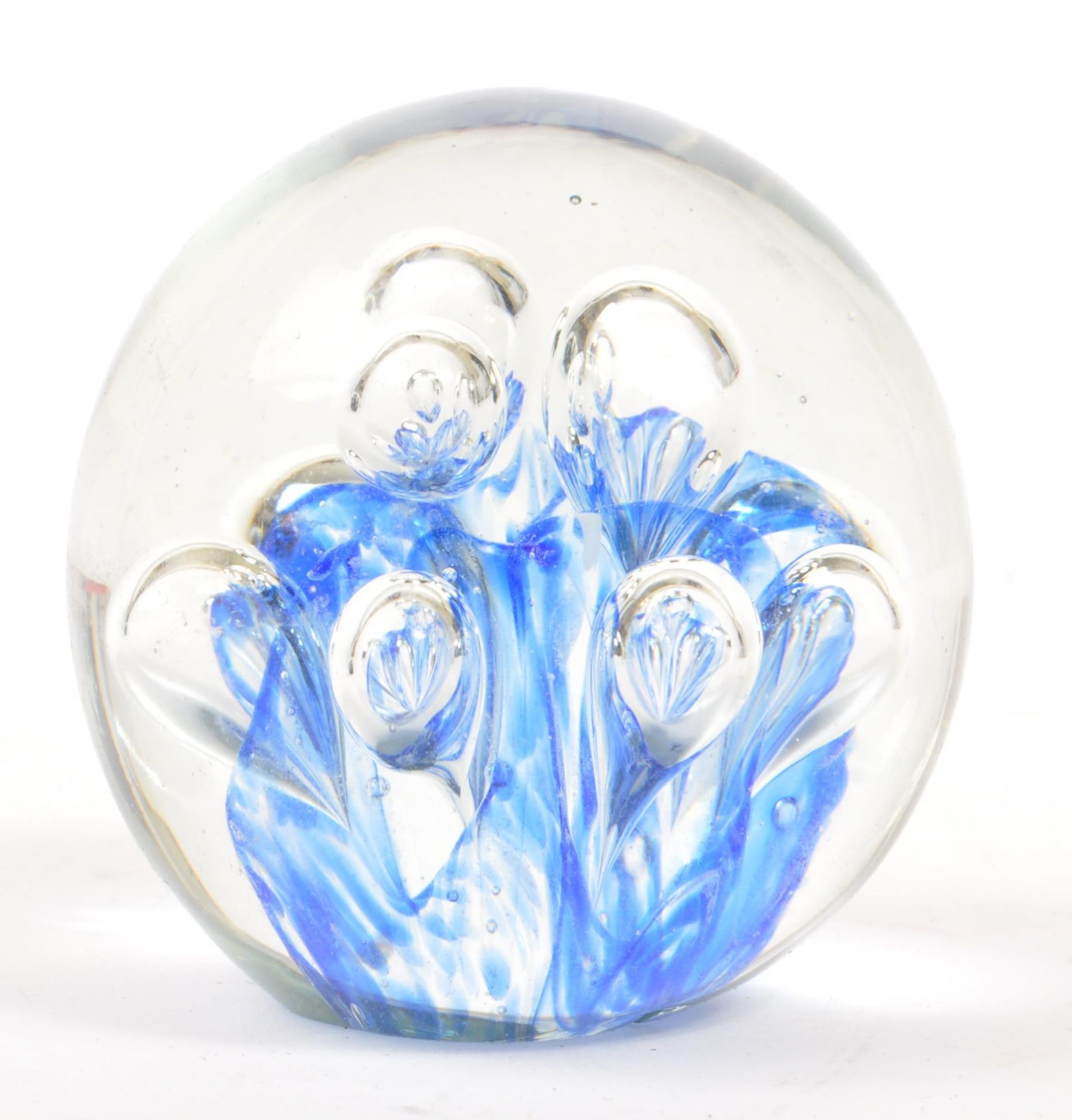 COLLECTION OF THREE GLASS PAPERWEIGHTS MOST CAITHNESS - Image 6 of 8