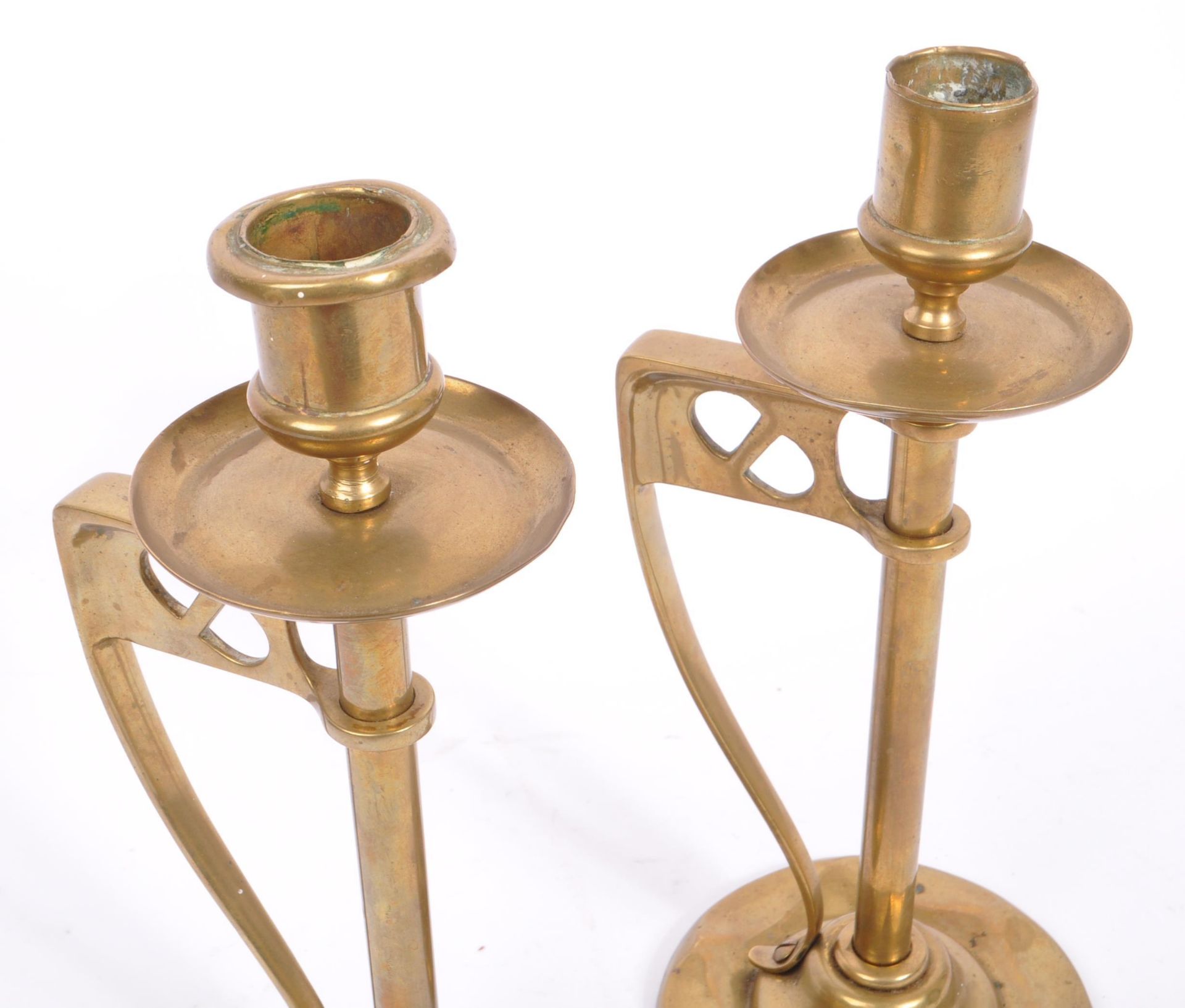 EARLY 20TH CENTURY ARTS & CRAFTS / ART NOUVEAU CANDLESTICKS - Image 5 of 7