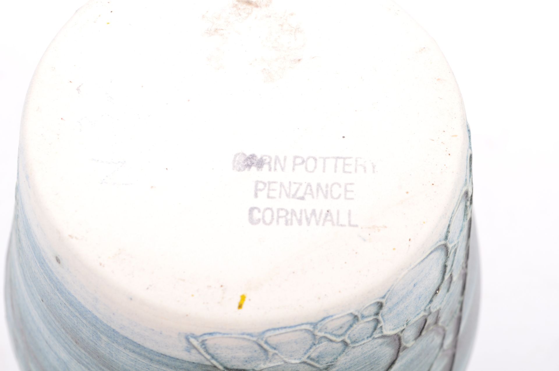 COLLECTION OF FIVE CARN STUDIO CORNWALL ART POTTERY VASES - Image 8 of 8