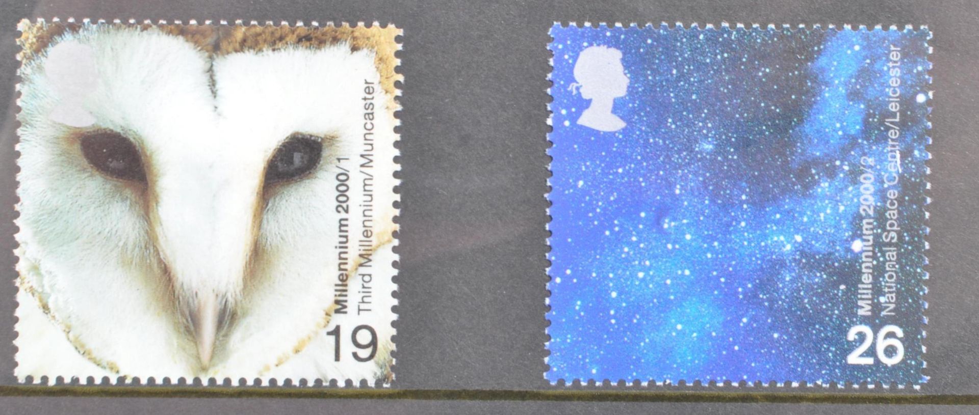 COLLECTION OF UNHINGED BRITISH POSTAGE STAMPS - Image 7 of 9