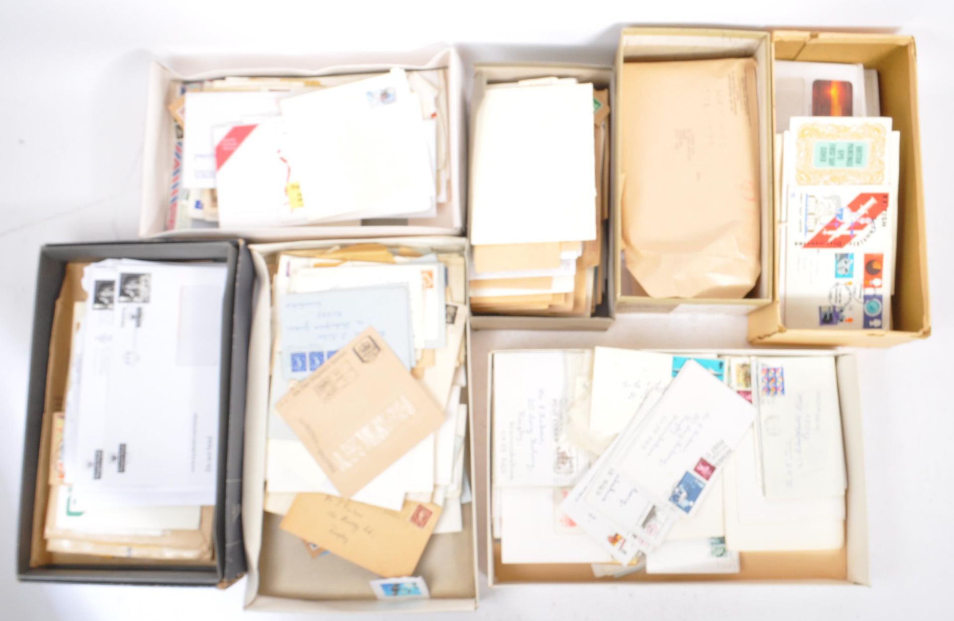 LARGE COLLECTION OF BRITISH FRANKED POSTAGE STAMPS