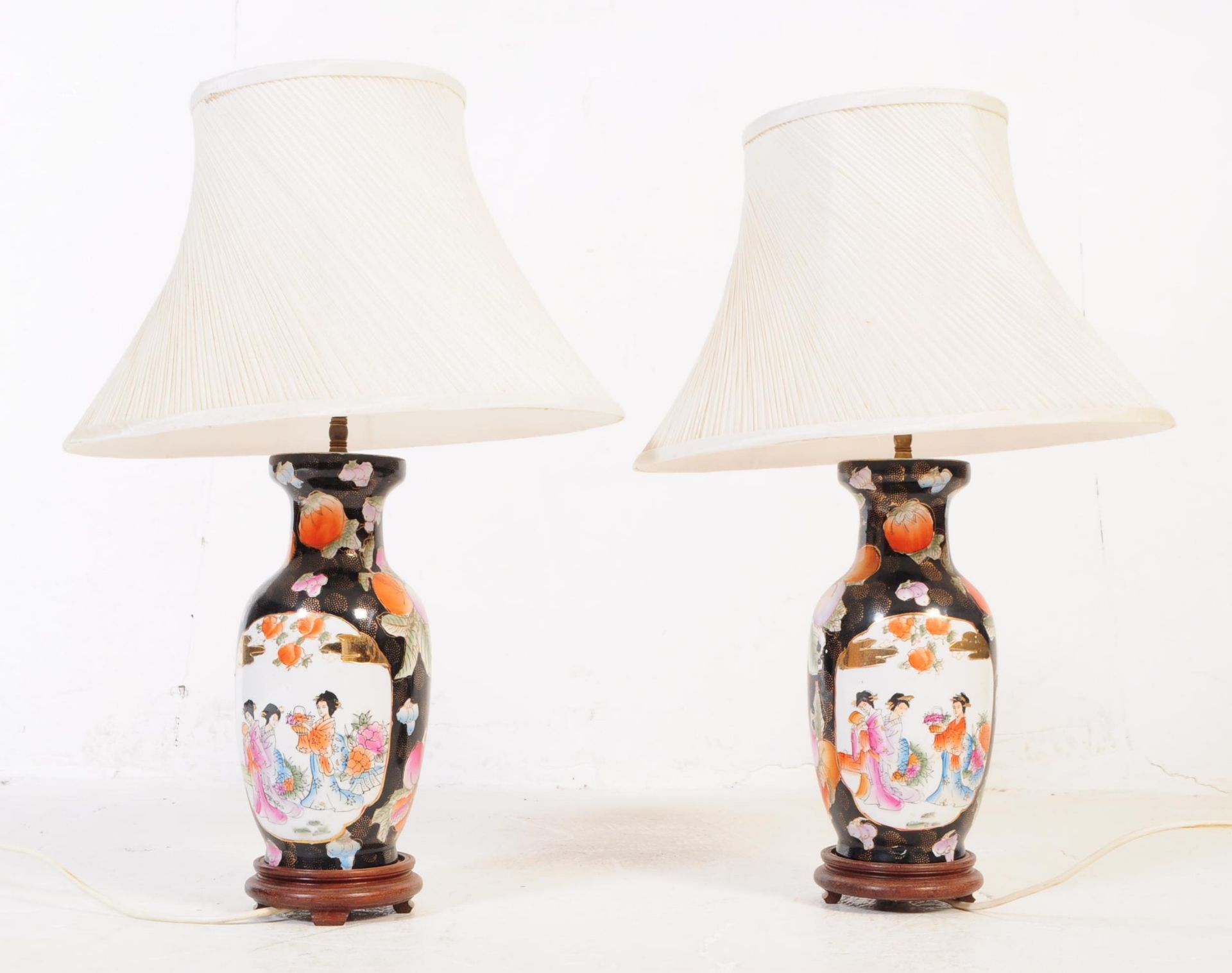 PAIR OF 20TH CENTURY JAPANESE SATSUMA VASE LAMPS