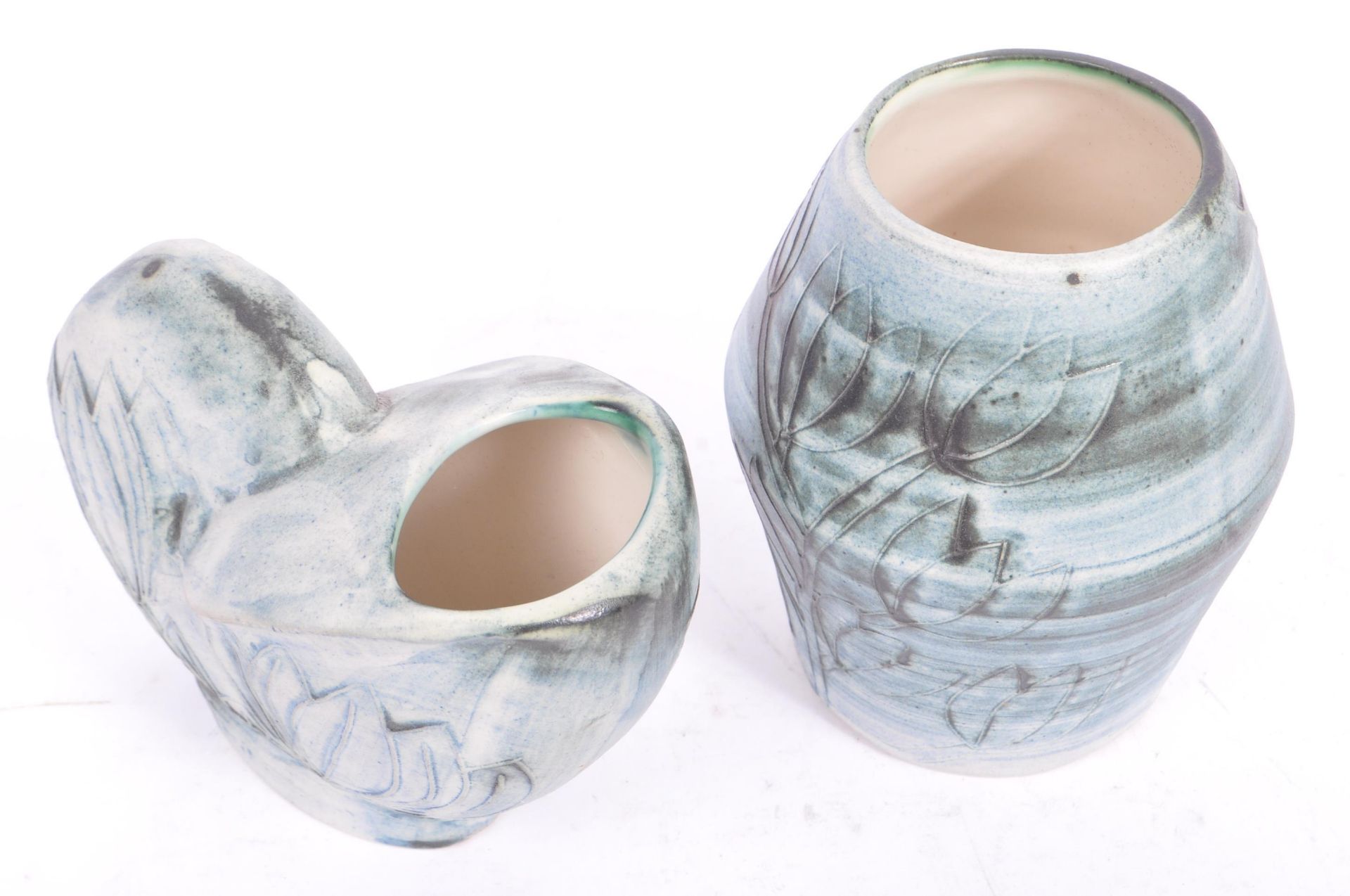 COLLECTION OF FIVE CARN STUDIO CORNWALL ART POTTERY VASES - Image 6 of 8