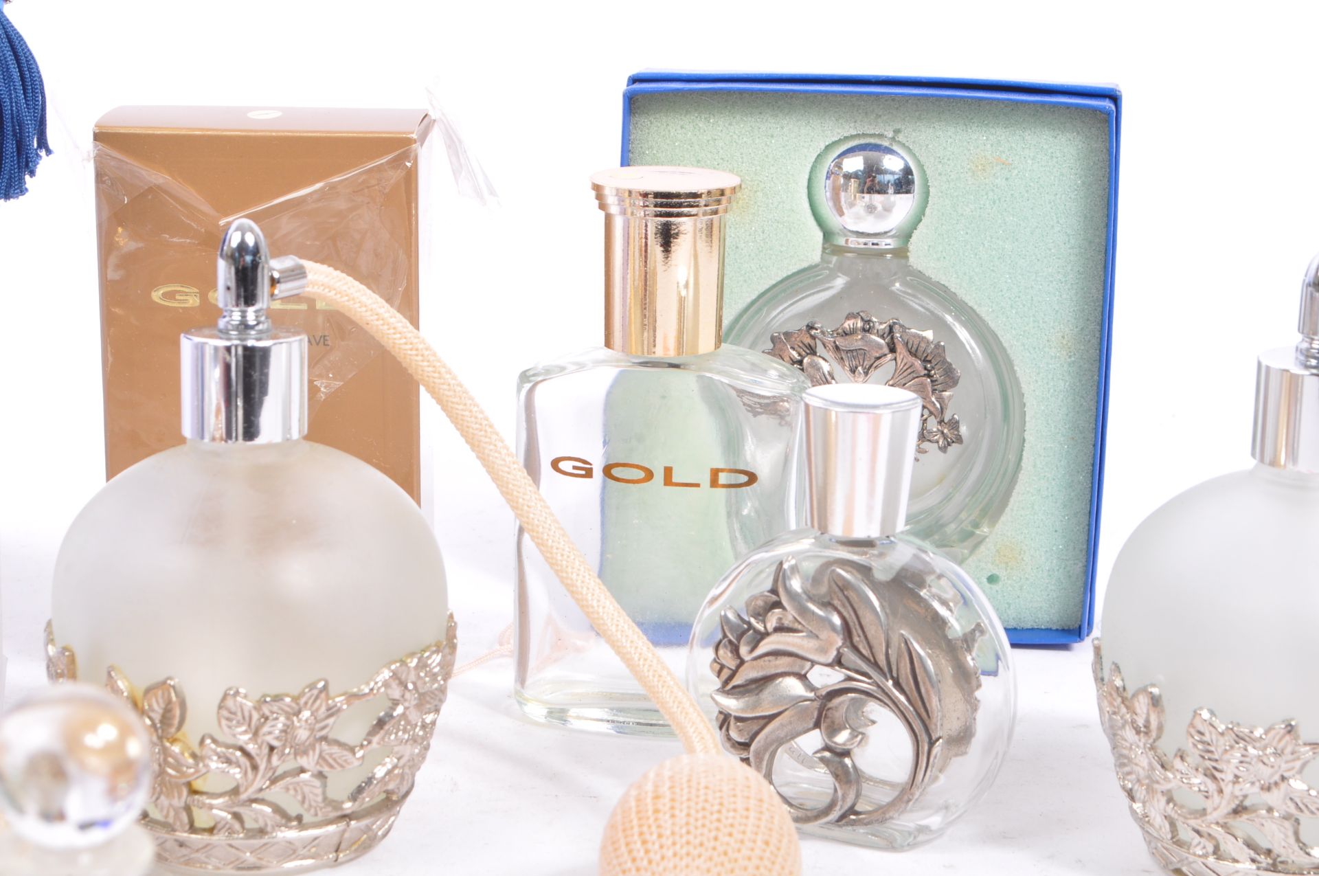 COLLECTION OF PERFUME FRAGRANCE BOTTLES - Image 5 of 10