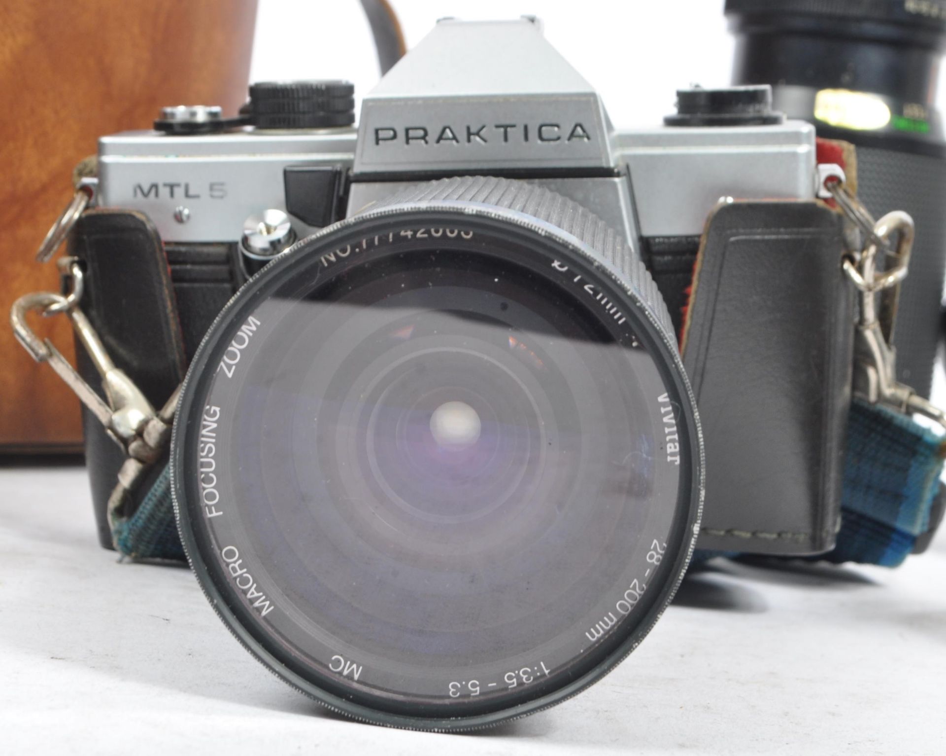 PRAKTICA - COLLECTION OF 35MM CAMERAS AND LENSES - Image 2 of 9