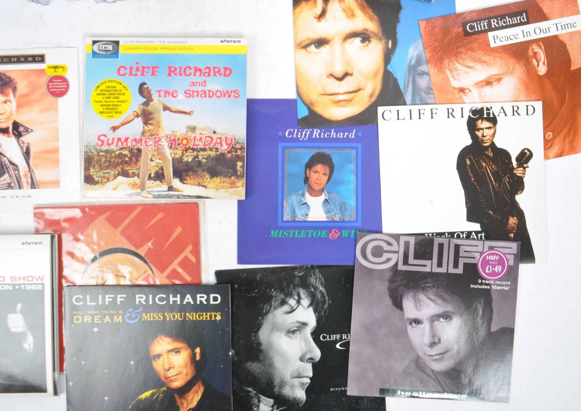 SIR CLIFF RICHARD - COLLECTION OF VINYL, CDS & DVDS - Bild 3 aus 7