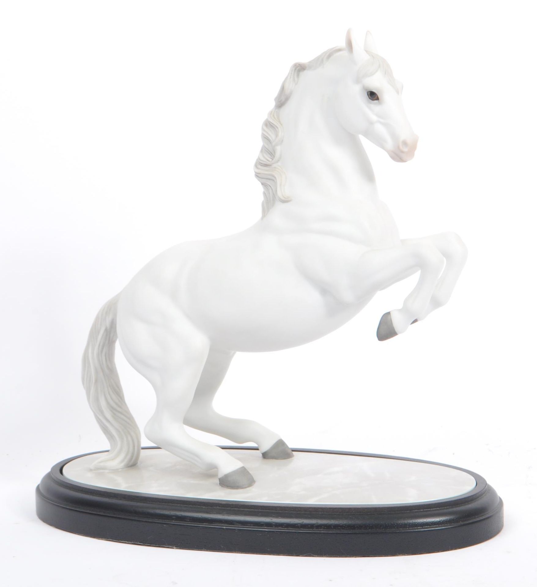 COLLECTION OF CONTEMPORARY PORCELAIN HORSE FIGURINES - Image 6 of 8