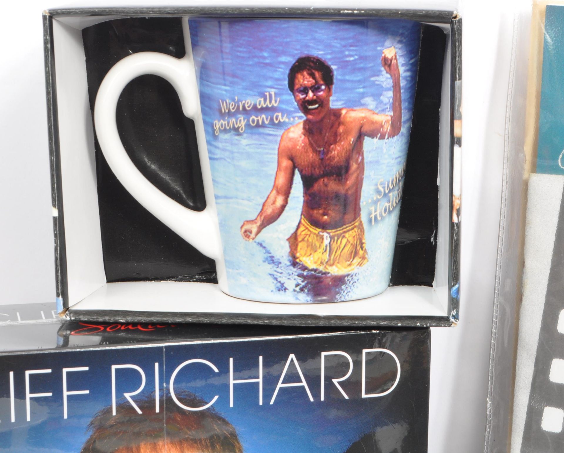 SIR CLIFF RICHARD - A COLLECTION OF CLIFF MEMORABILIA / MERCH - Image 4 of 10