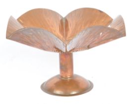 MID 20TH CENTURY ARTS & CRAFTS COPPER TAZZA FRUIT BOWL