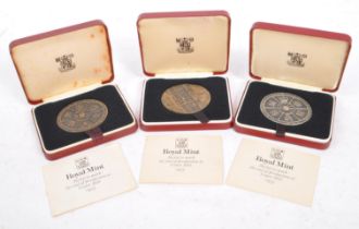1975 ROYAL MINT TOWER HILL END OF PRODUCTION MEDALS