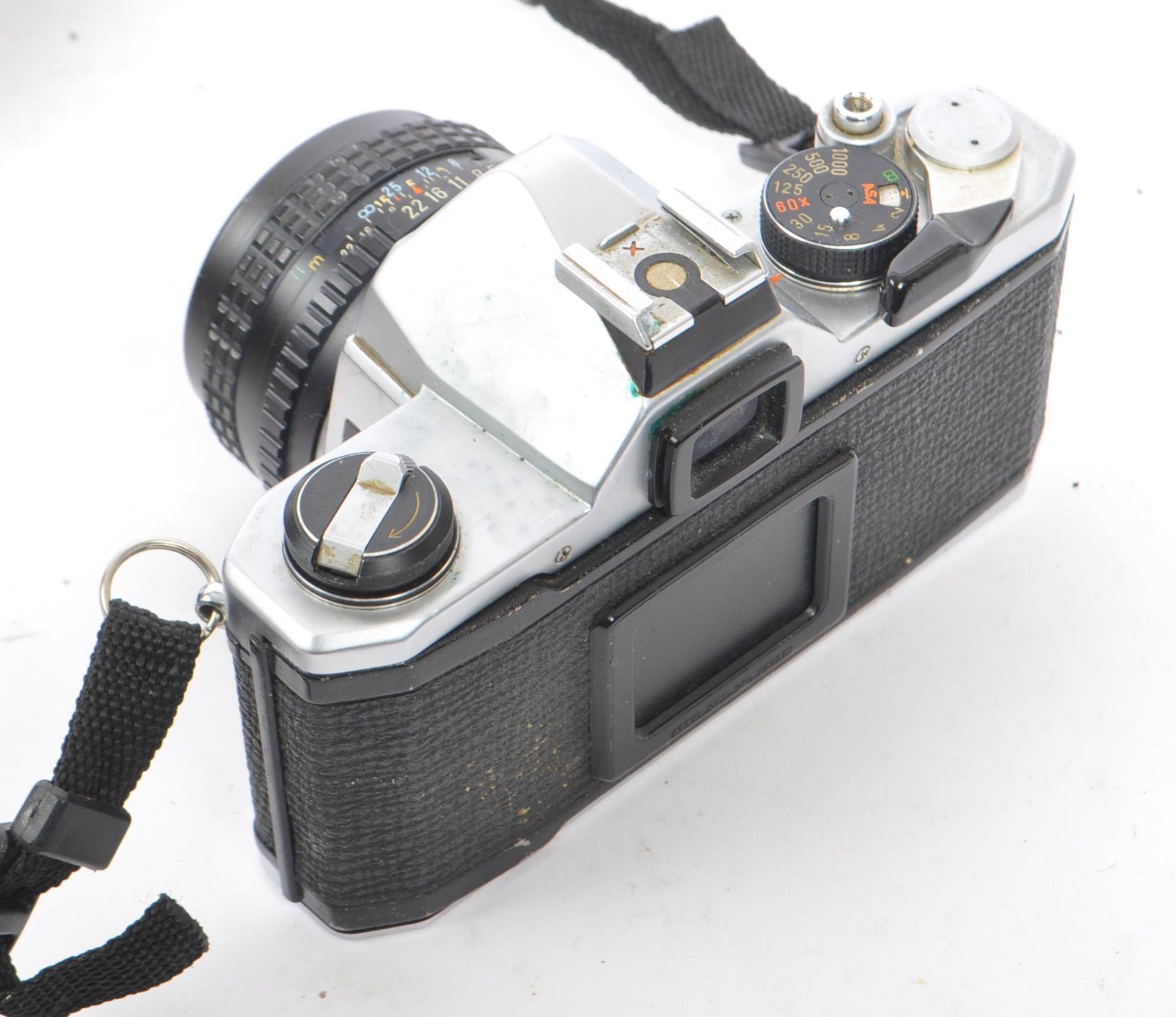 PENTAX - TWO 20TH CENTURY SLR CAMERAS AND LENSES - Image 3 of 7