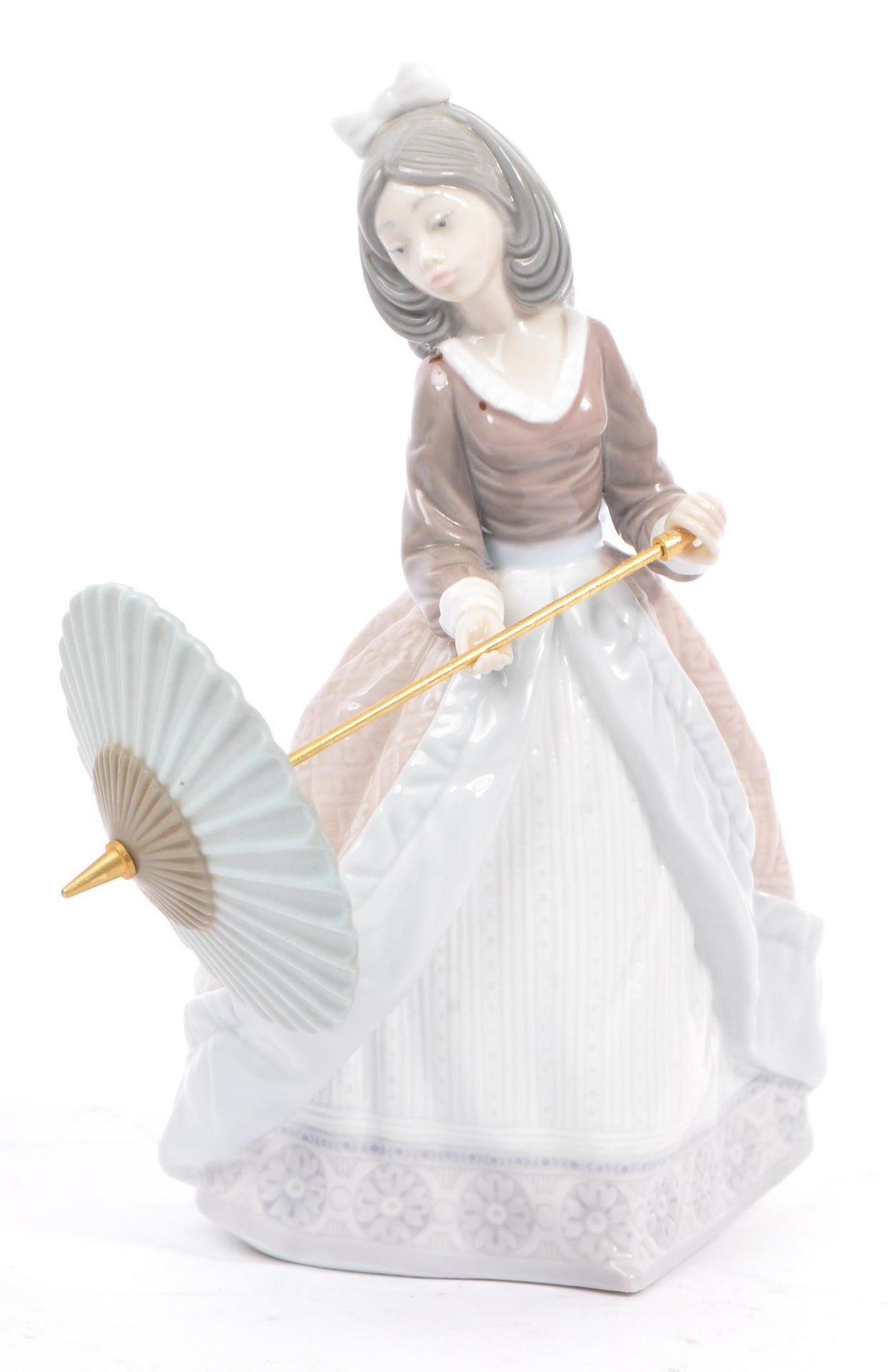 LLADRO - JOLIE - PORCELAIN CHINA TABLEWARE FIGURINE