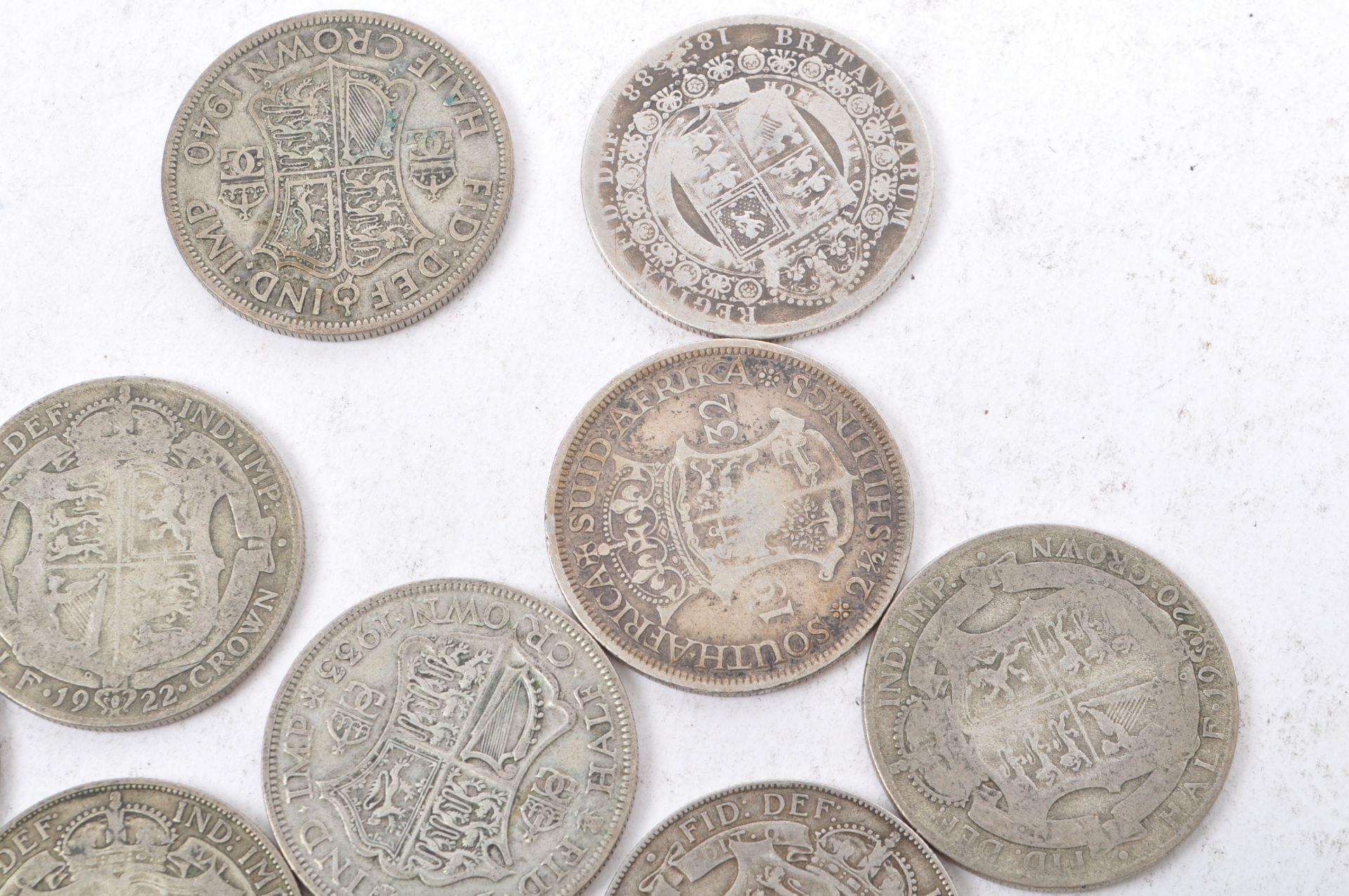 COLLECTION OF 12 X BRITISH CURRENCY 'CROWNS' COINAGE - Image 4 of 7