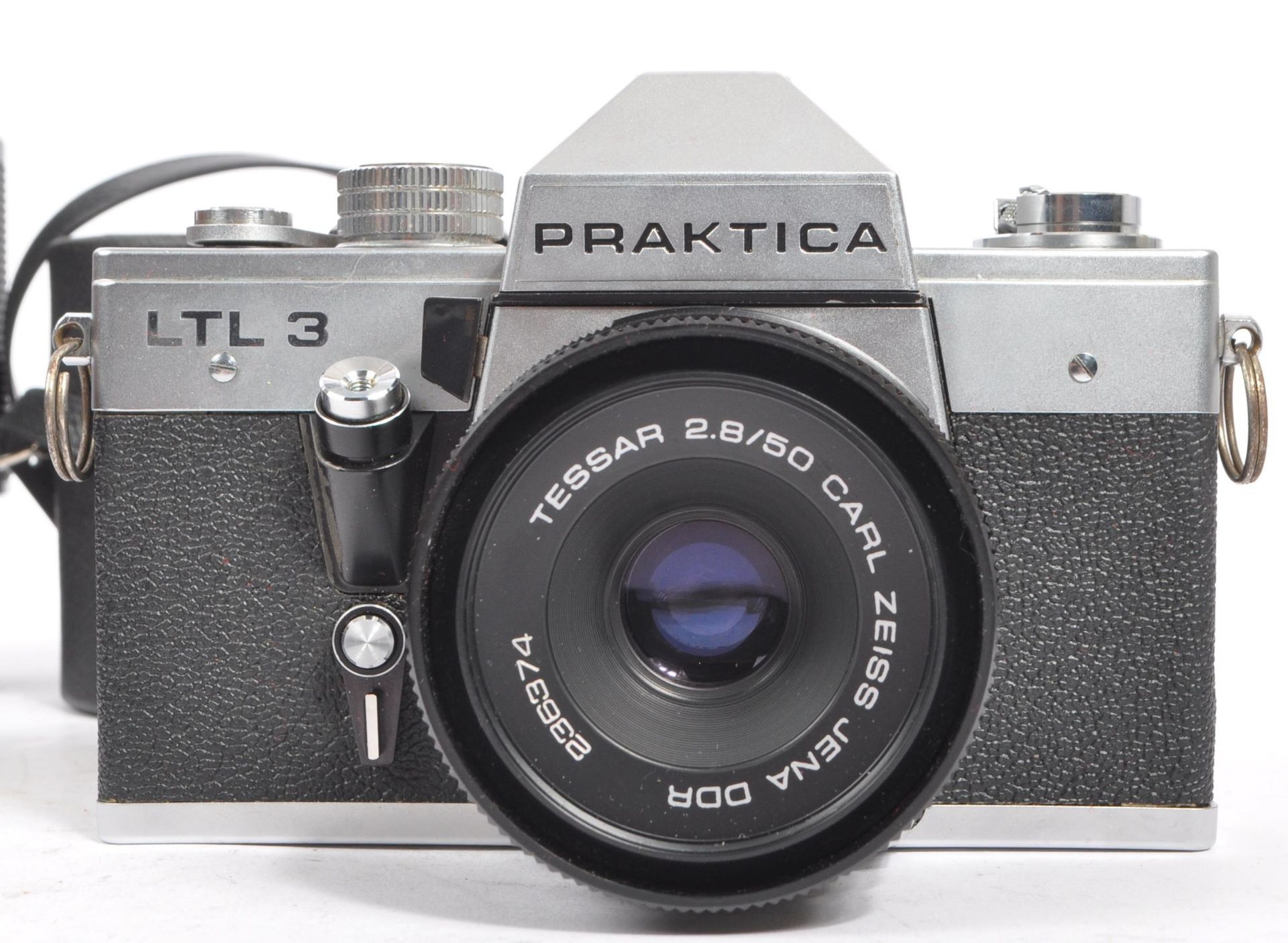 PRAKTICA - COLLECTION OF 35MM CAMERAS AND LENSES - Image 4 of 9