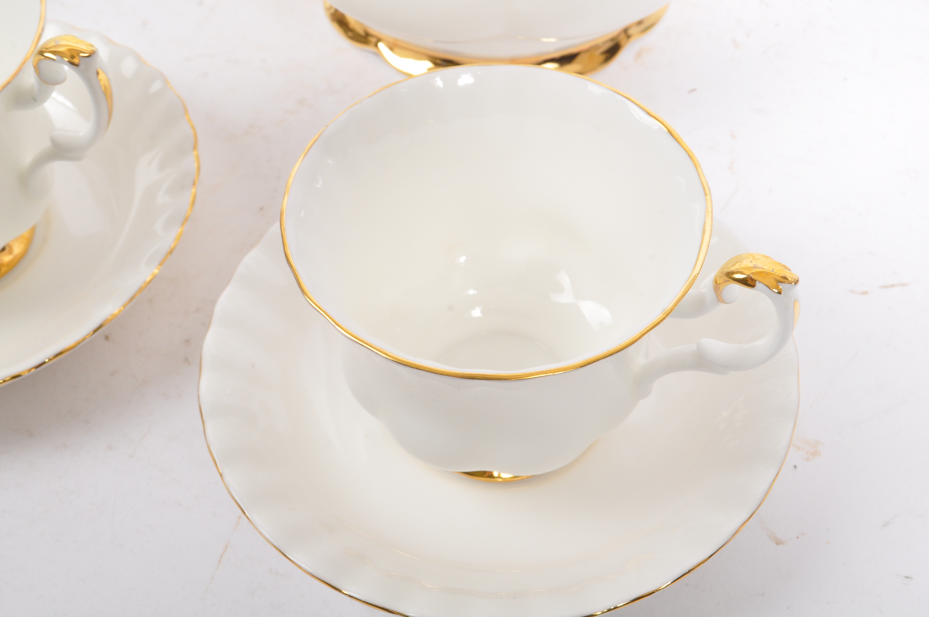 ROYAL ALBERT - VAL D'OR PATTERN - BONE CHINA TEA SET - Image 5 of 10