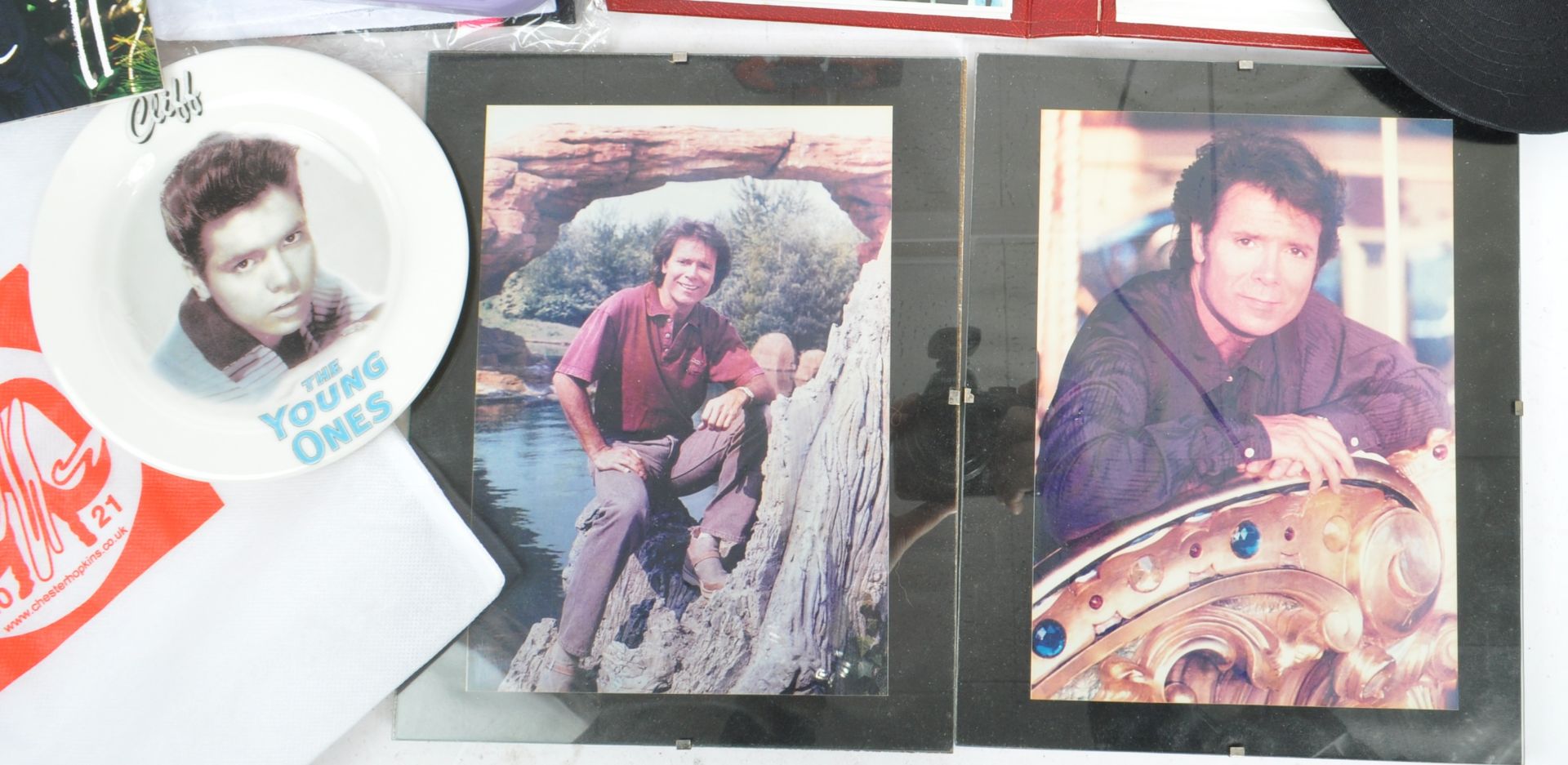 SIR CLIFF RICHARD - LARGE EXTENSIVE COLLECTION OF MEMORABILIA - Image 4 of 7