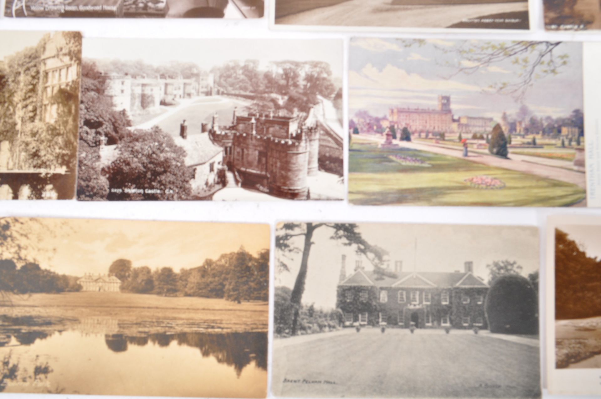 COLLECTION OF MID 20TH CENTURY UK COUNTRY HOUSE POSTCARDS - Bild 8 aus 16