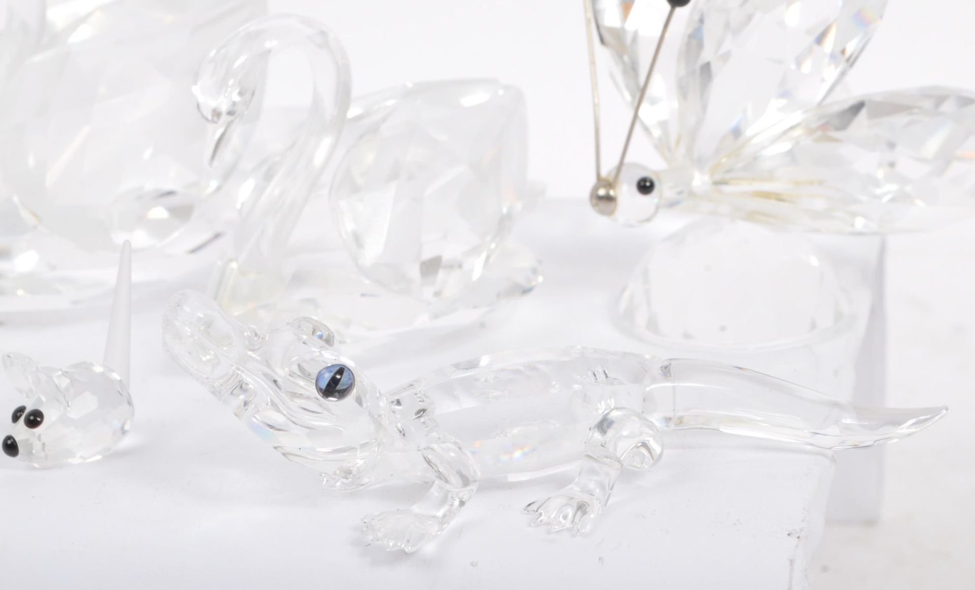 SWAROVSKI CRYSTAL - COLLECTION OF GLASS CRYSTAL FIGURES - Image 2 of 11