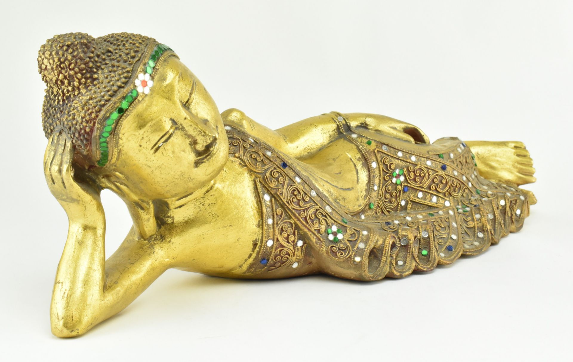 CARVED WOODEN GOLD PAINTED THAI RECLINING BUDDHA - Image 2 of 6