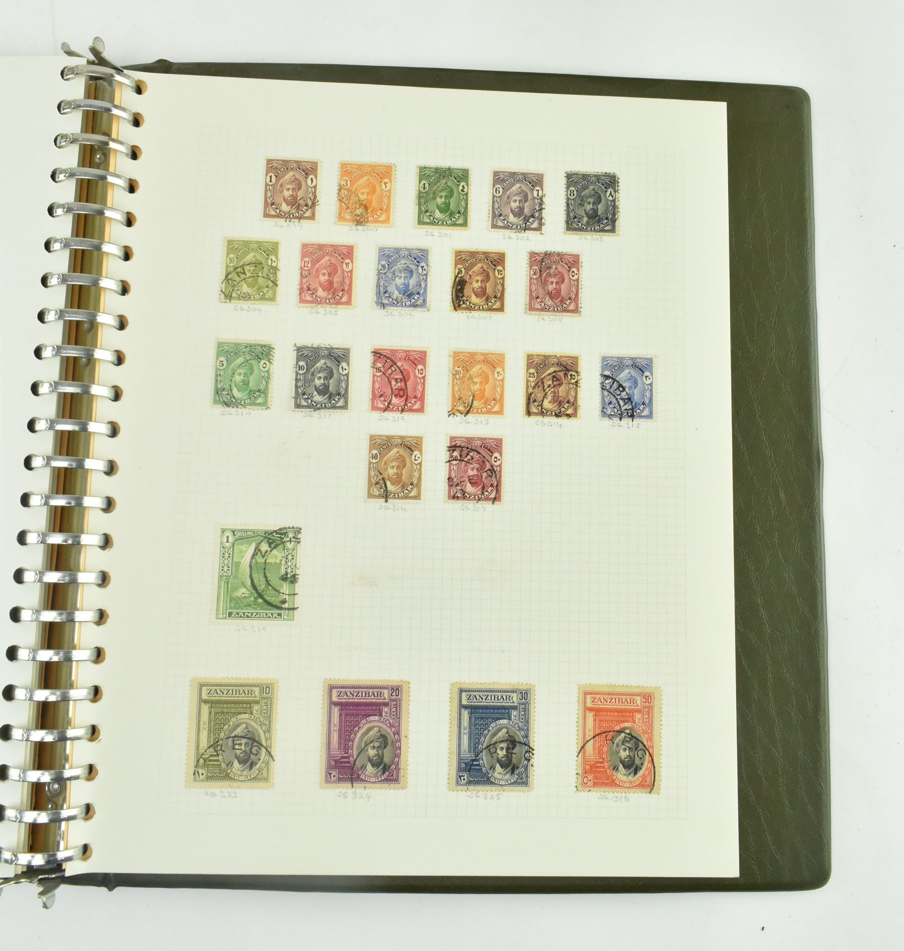COLLECTION OF GB & FOREIGN COMMEMORATIVE & DEFINITIVE STAMPS - Image 11 of 11