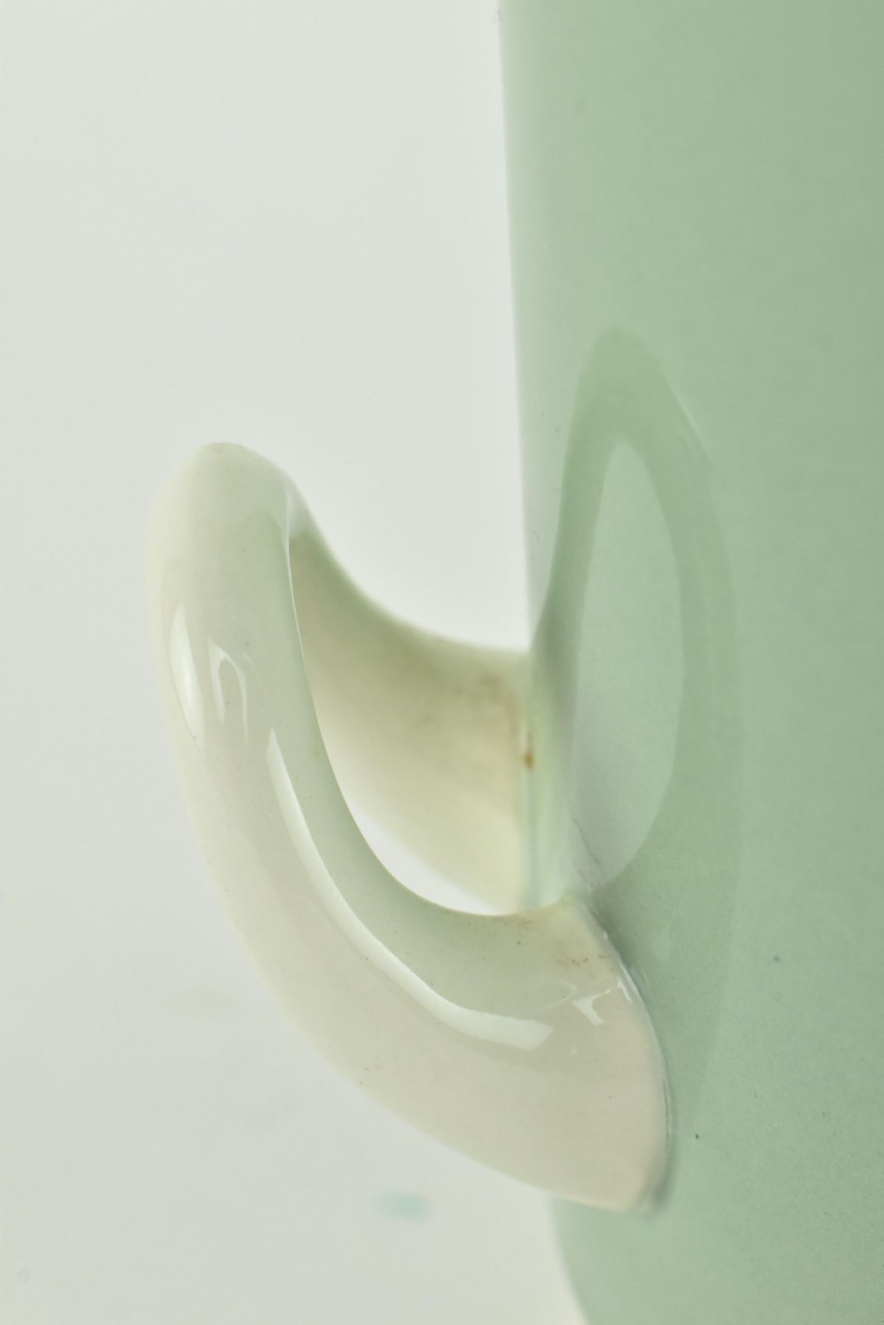 KEITH MURRAY FOR WEDGWOOD - CERAMIC CAMPANA URN IN SAGE - Image 3 of 6