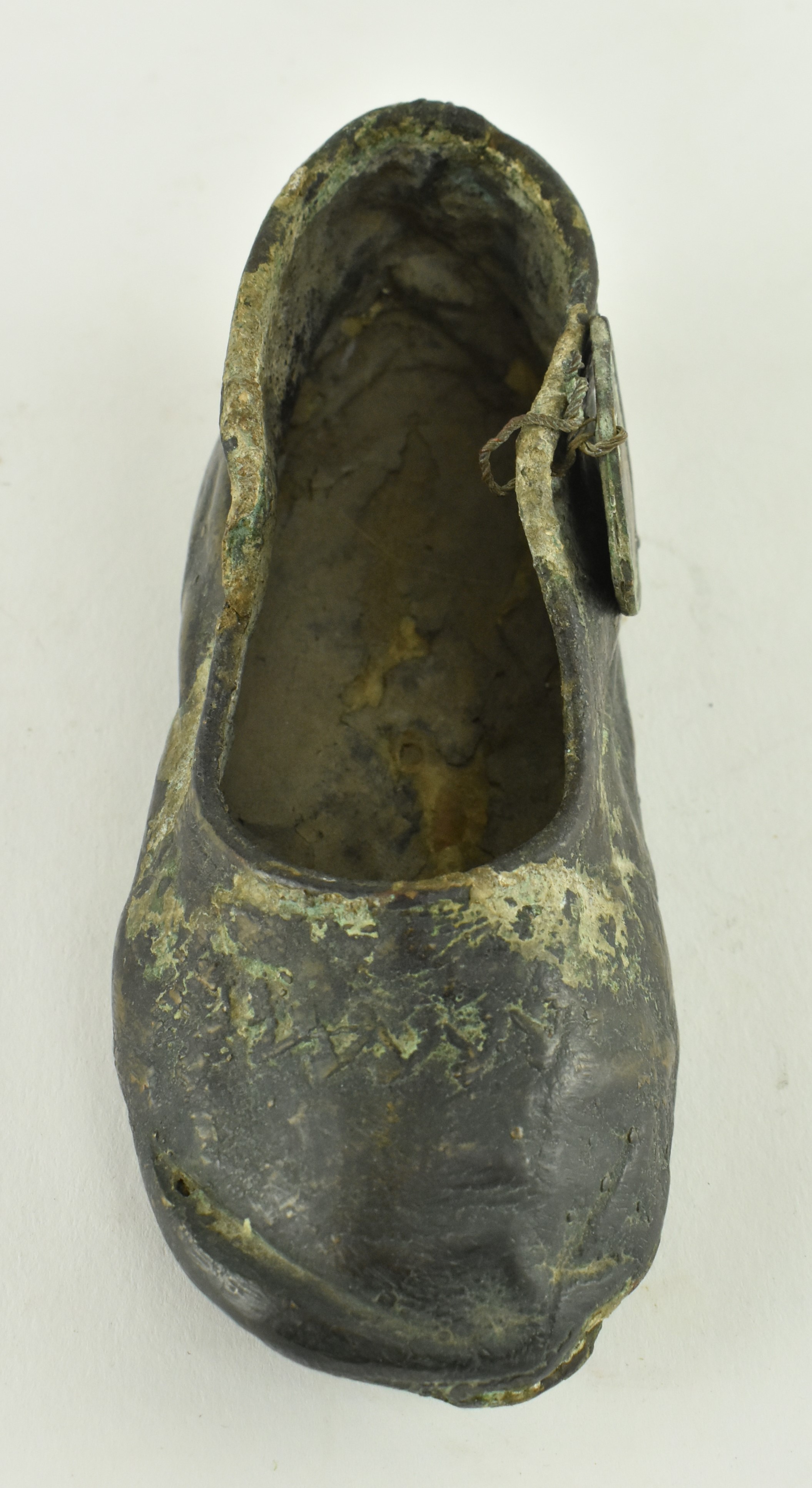EARLY 20TH CENTURY GERMAN CAST BRONZE CHILD'S SHOE - Image 3 of 7