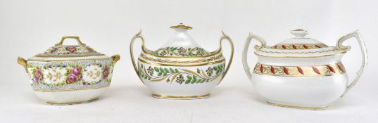 THREE EARLY 19TH CENTURY PORCELAIN SMALL LIDDED SUGAR POTS