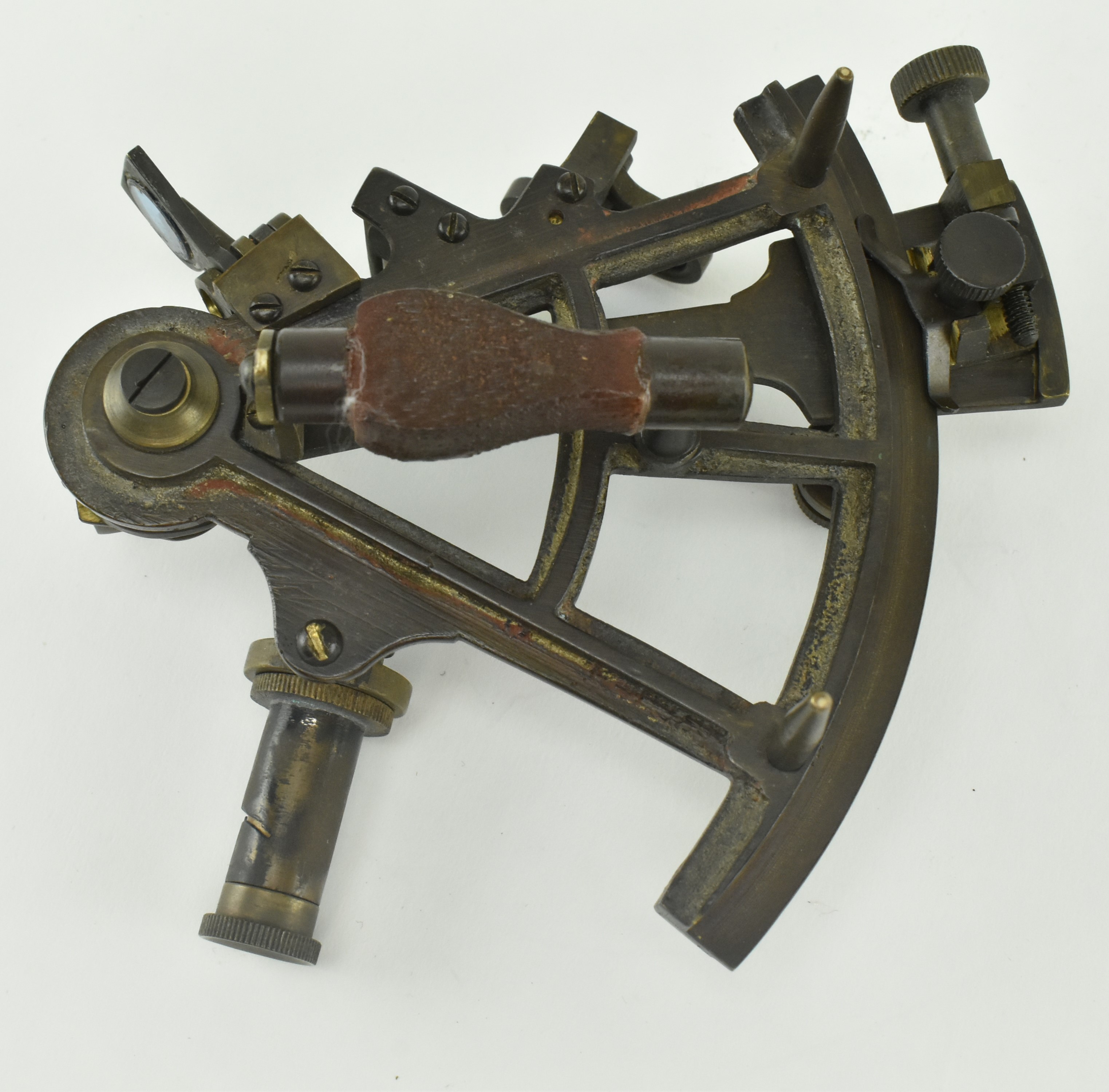 EARLY 20TH CENTURY SESTREL SEXTANT BY HENRY BROWNE & CO. - Image 5 of 5