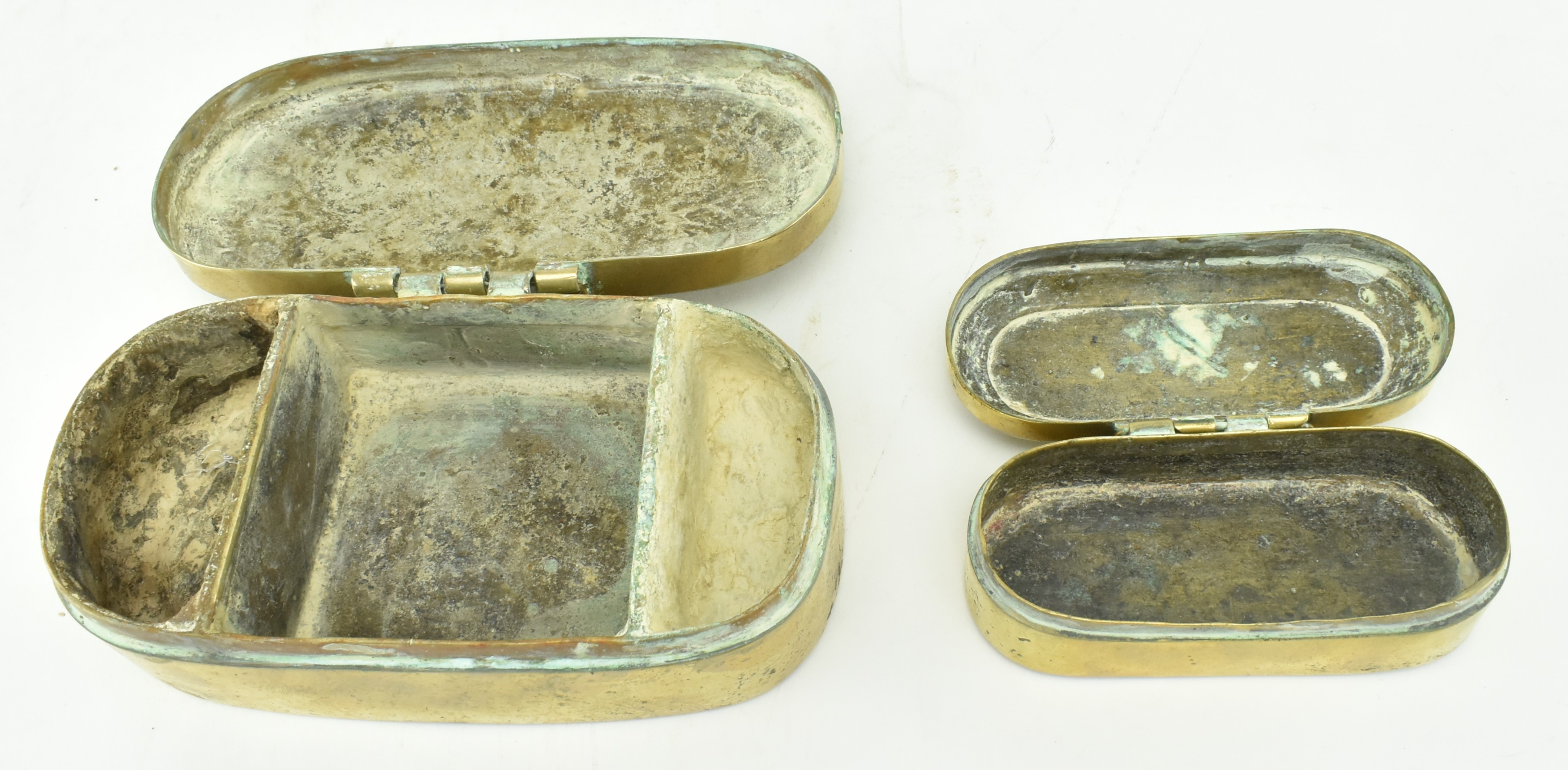 TWO 18TH AND 19TH CENTURY INDIAN BRASS BETEL BOXES - Image 3 of 5