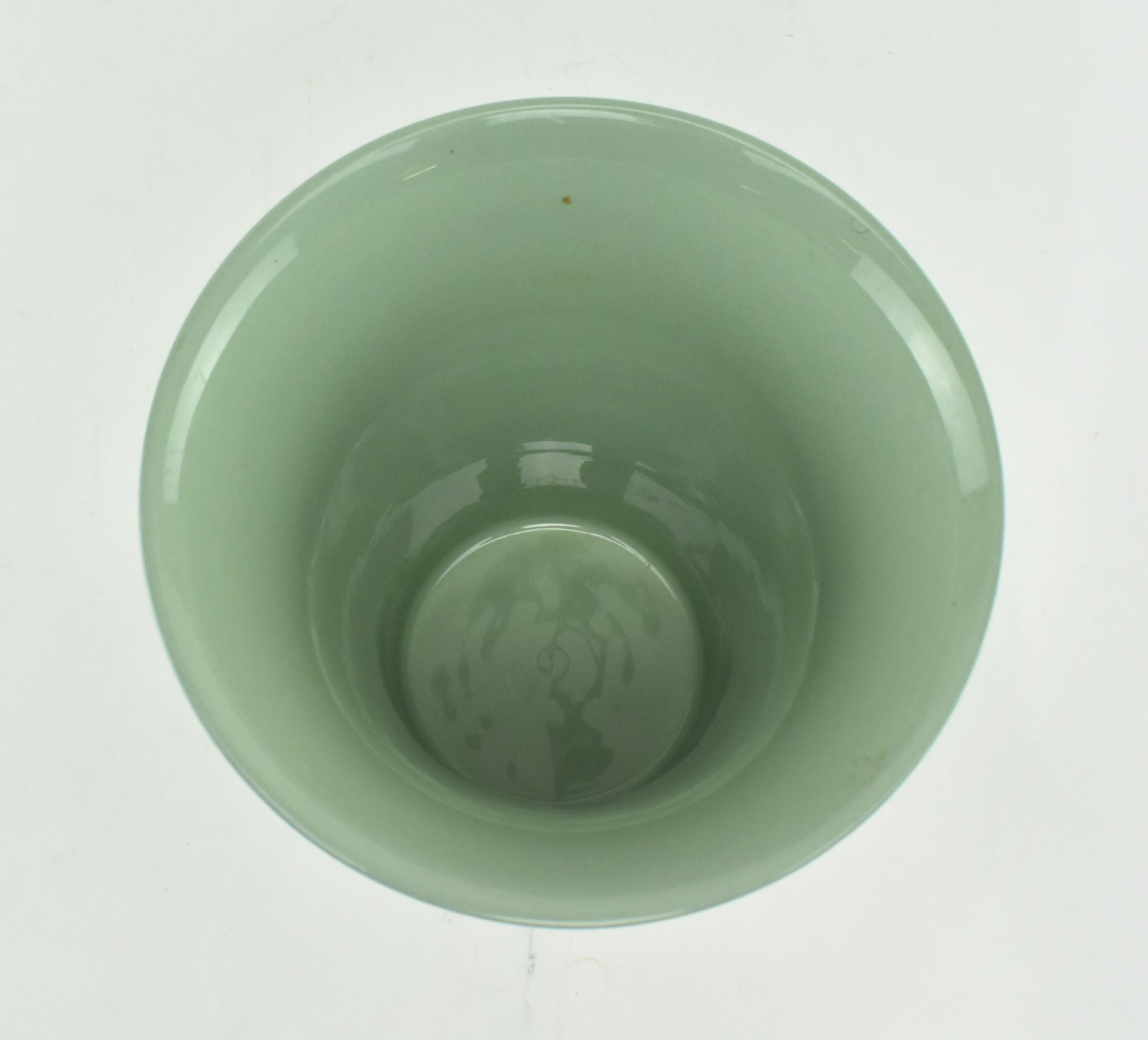 KEITH MURRAY FOR WEDGWOOD - CERAMIC CAMPANA URN IN SAGE - Image 4 of 6