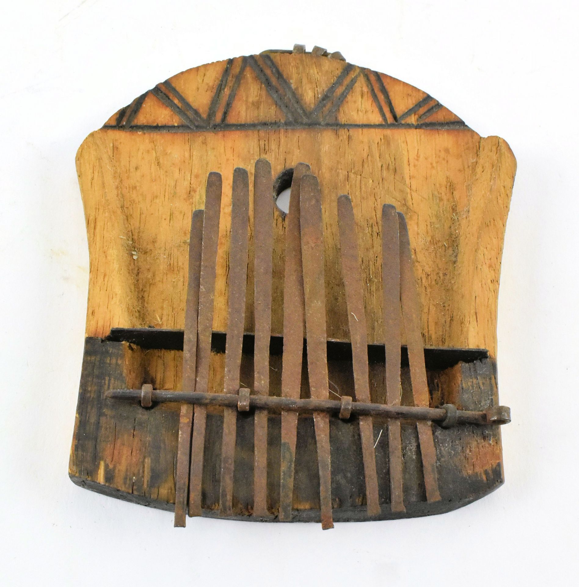 20TH CENTURY AFRICAN FRUITWOOD AND IRON SANZA INSTRUMENT