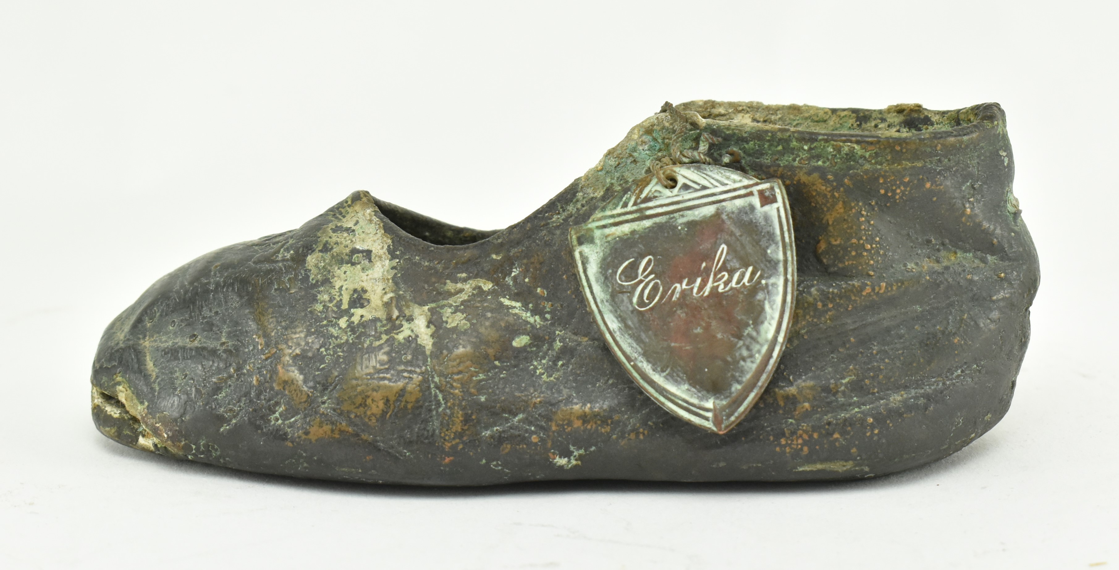 EARLY 20TH CENTURY GERMAN CAST BRONZE CHILD'S SHOE - Image 2 of 7