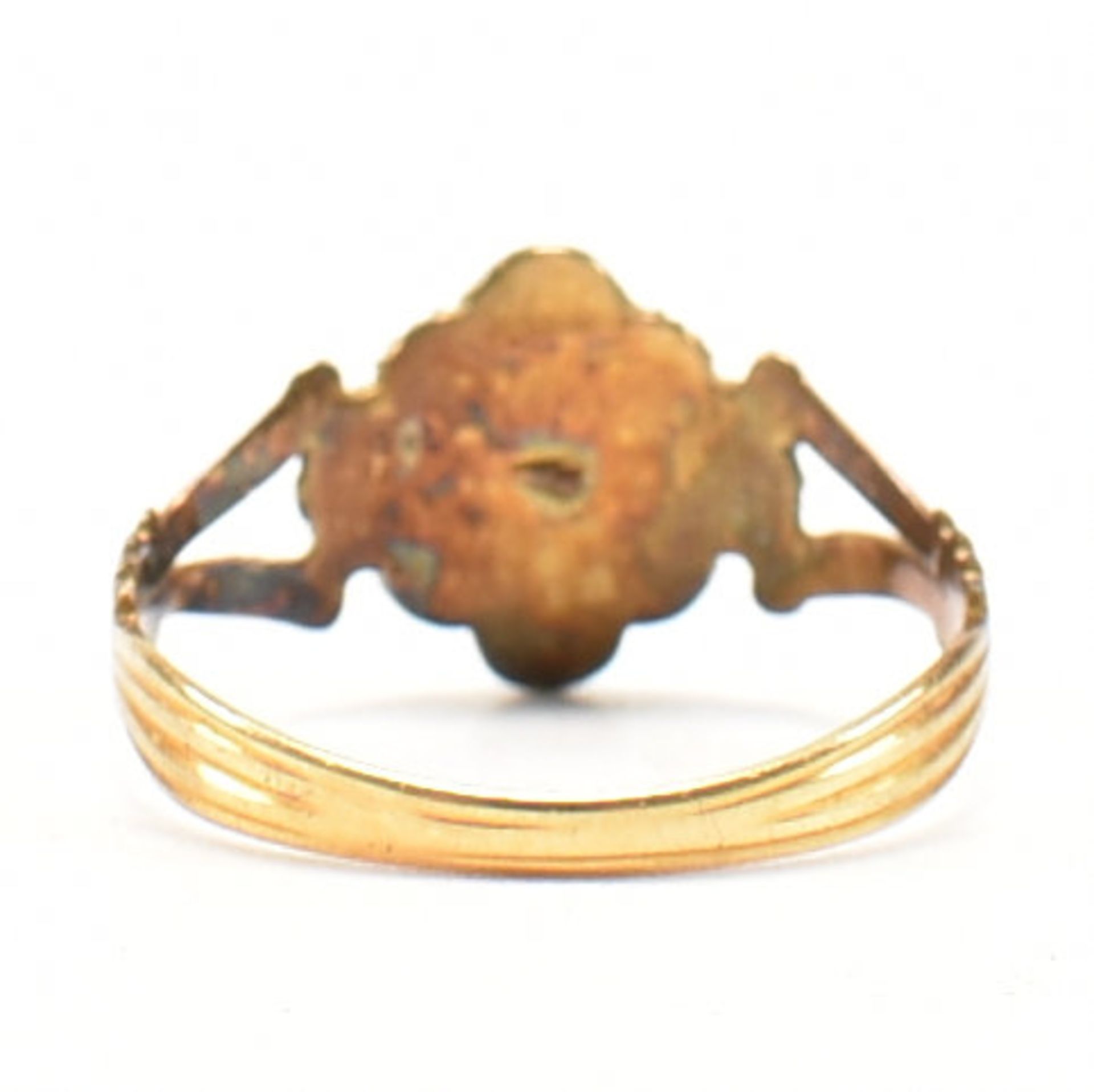 19TH CENTURY GEORGIAN GOLD GARNET & PEARL RING - Image 6 of 10