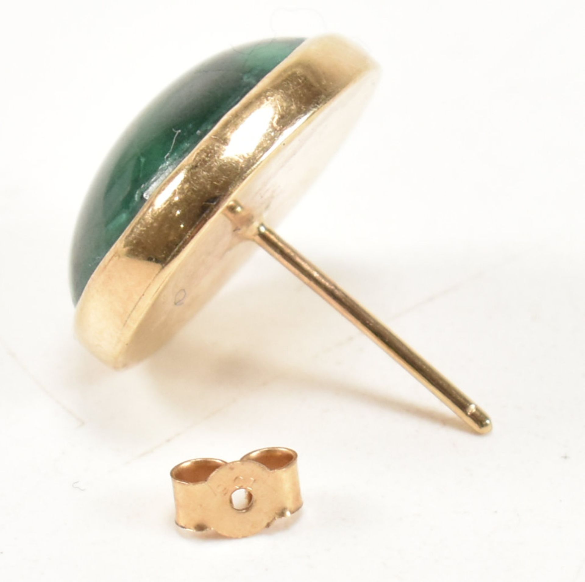 TWO PAIRS OF 9CT GOLD STUD EARRINGS - Image 8 of 8