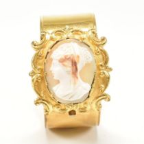 19TH CENTURY SILVER GILT SHELL CAMEO DOUBLE HINGED BANGLE