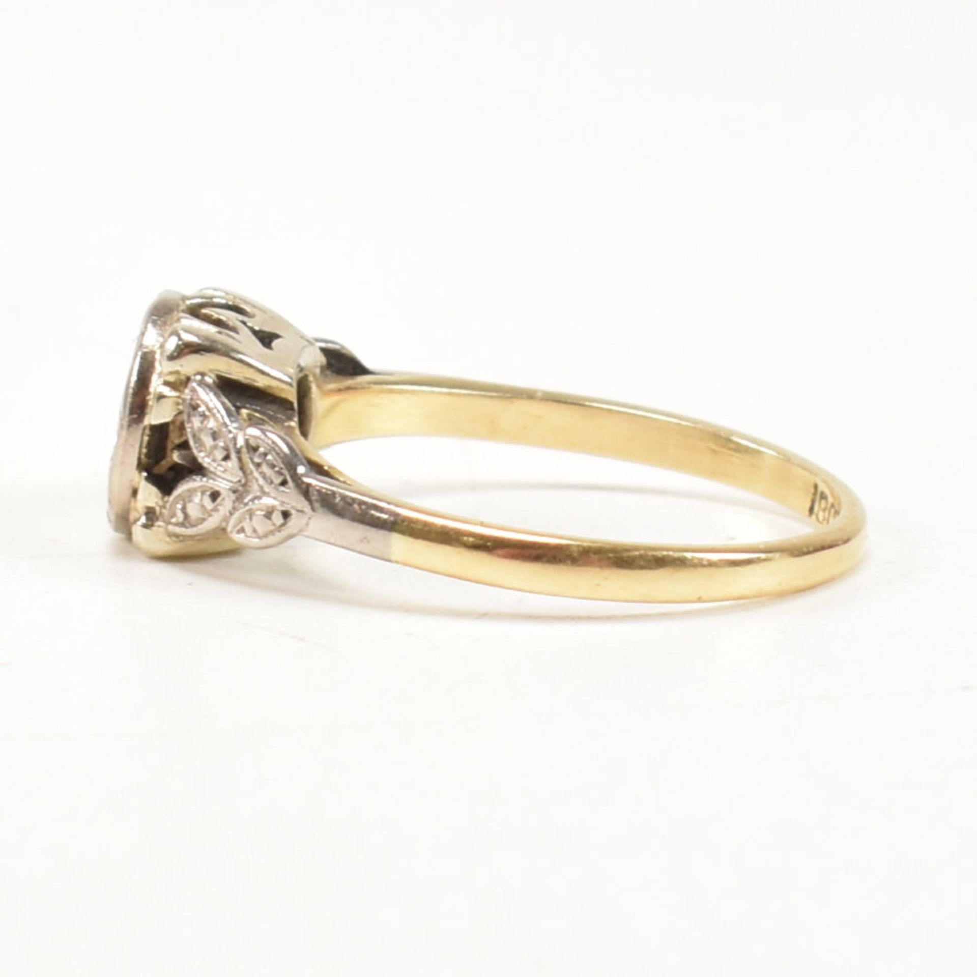 EDWARDIAN 18CT GOLD & PLATINUM DIAMOND SOLITAIRE RING - Image 3 of 8