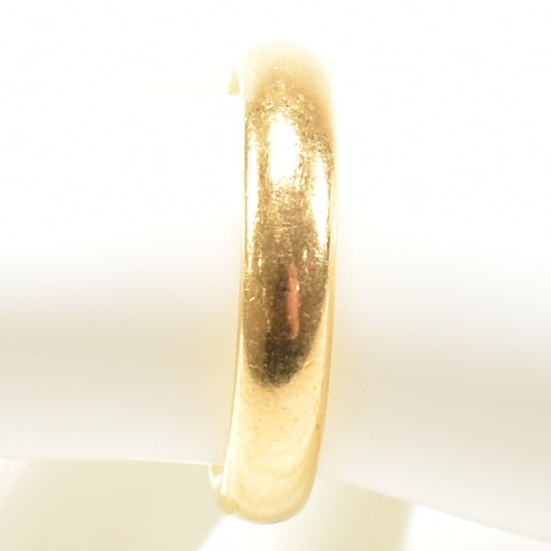 HALLMARKED 22CT GOLD BAND RING - Image 7 of 8