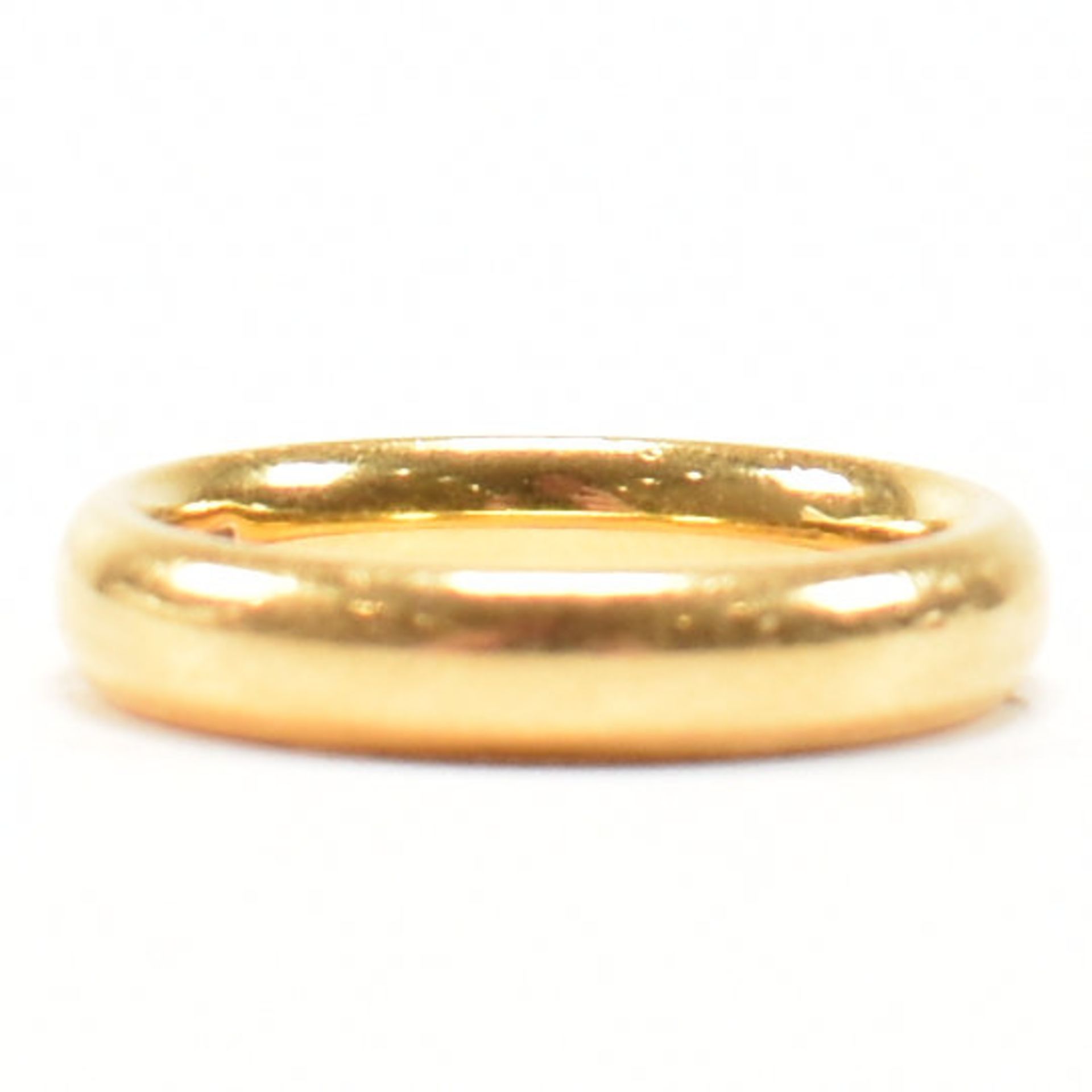 HALLMARKED 22CT GOLD BAND RING - Image 5 of 8