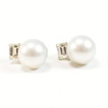 A PAIR OF WHITE GOLD DIAMOND & PEARL EARRINGS