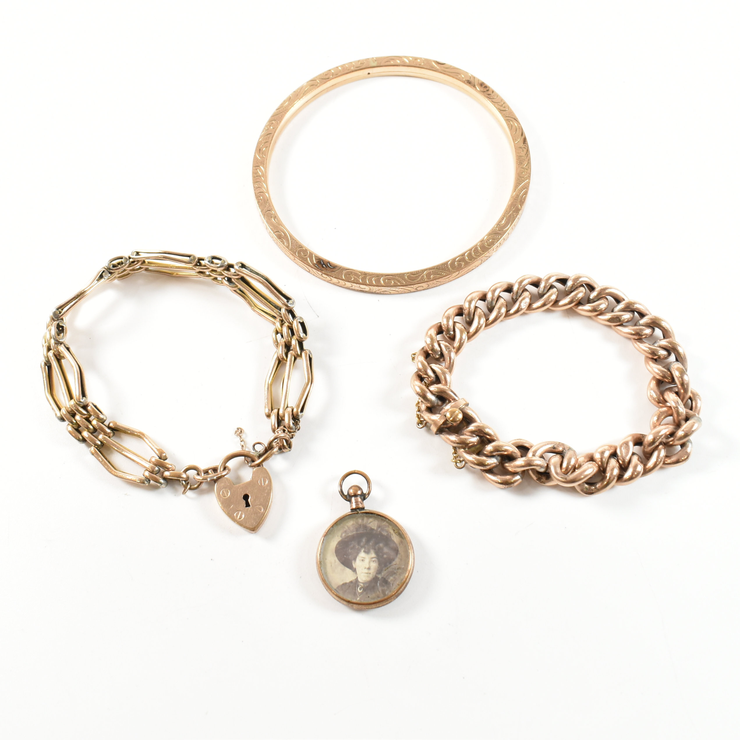 SELECTION OF ANTIQUE & VINTAGE ROLLED GOLD JEWELLERY
