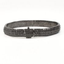 A BLACK DIAMOND MESH BRACELET