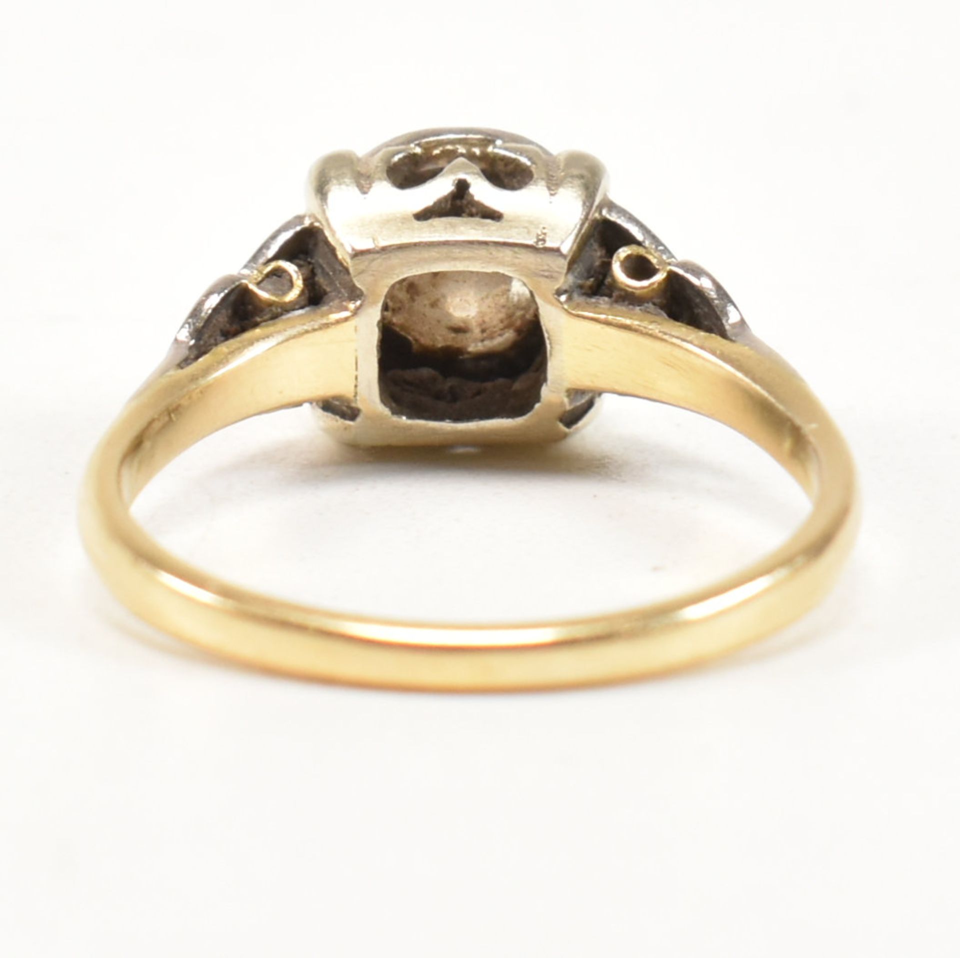 EDWARDIAN 18CT GOLD & PLATINUM DIAMOND SOLITAIRE RING - Image 4 of 8