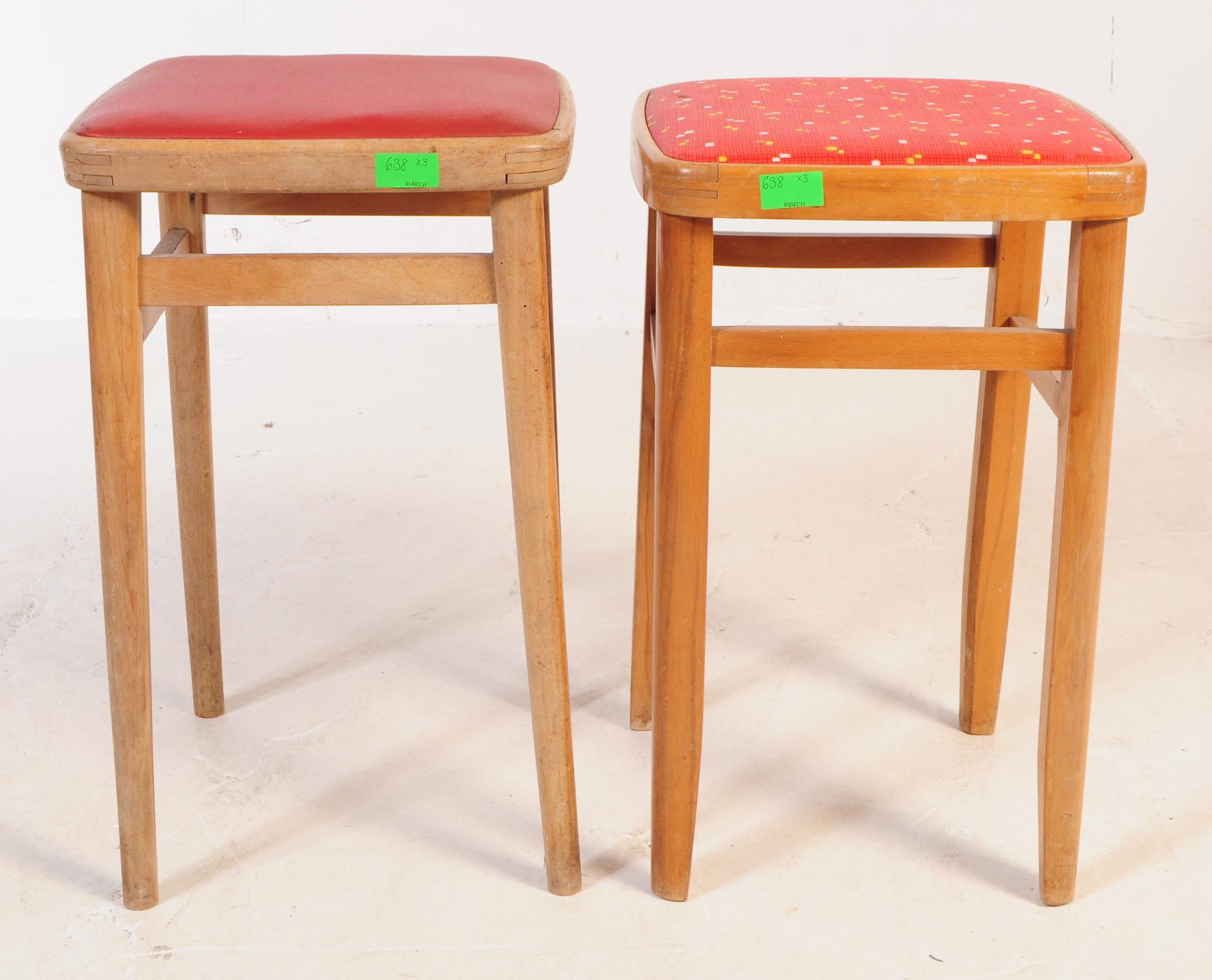 MID 20TH CENTURY FORMICA KITCHEN TABLE AND STOOLS - Image 12 of 18