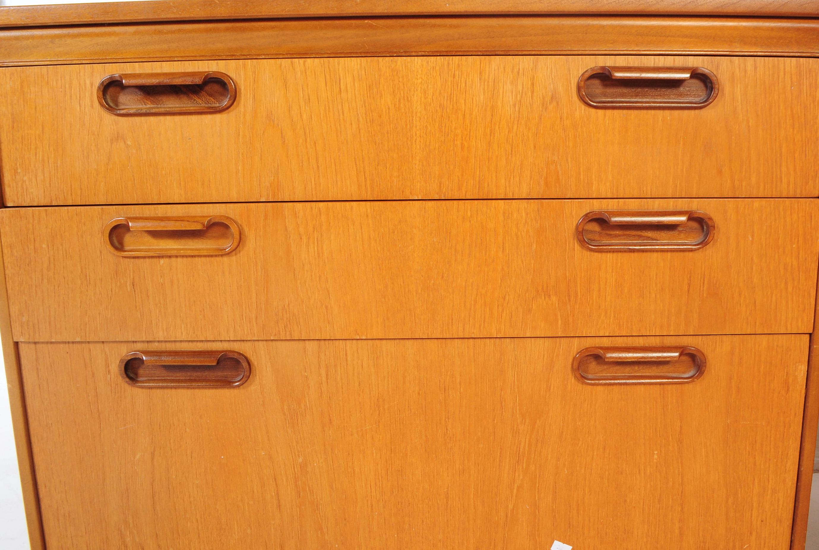 WILLIAM LAWRENCE - TWO MID CENTURY CHEST OF DRAWERS - Image 3 of 5