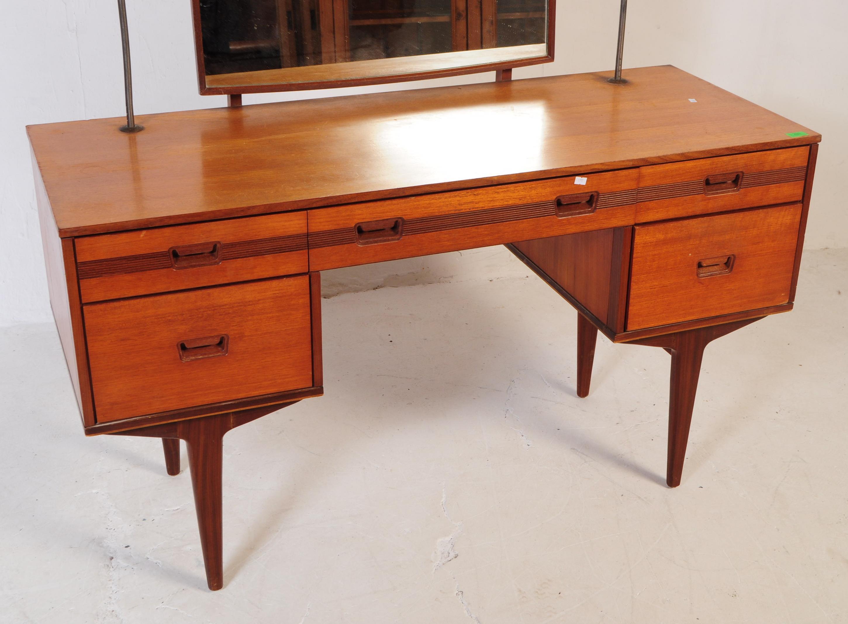 BRITISH MODERN DESIGN - MID 20TH CENTURY TEAK DRESSING TABLE - Image 3 of 9