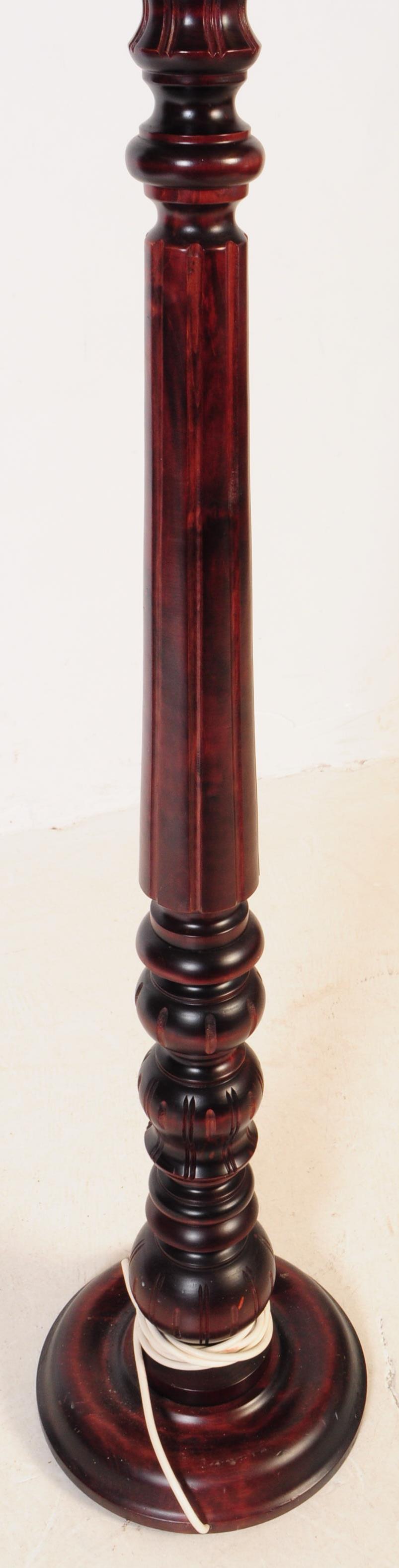 REPRODUCTION BEDPOST CONSTRUCTED FLOOR STANDING LAMP - Image 3 of 3