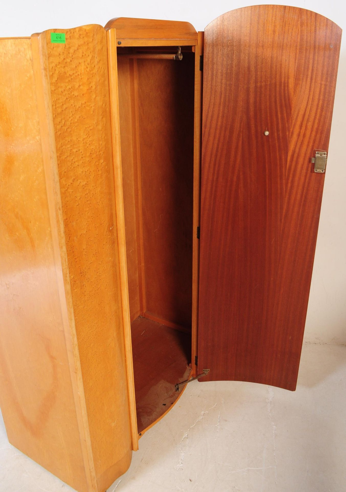 EARLY 2OTH CENTURY 1930S ART DECO COMPACT WARDROBE CLOSET - Image 5 of 8