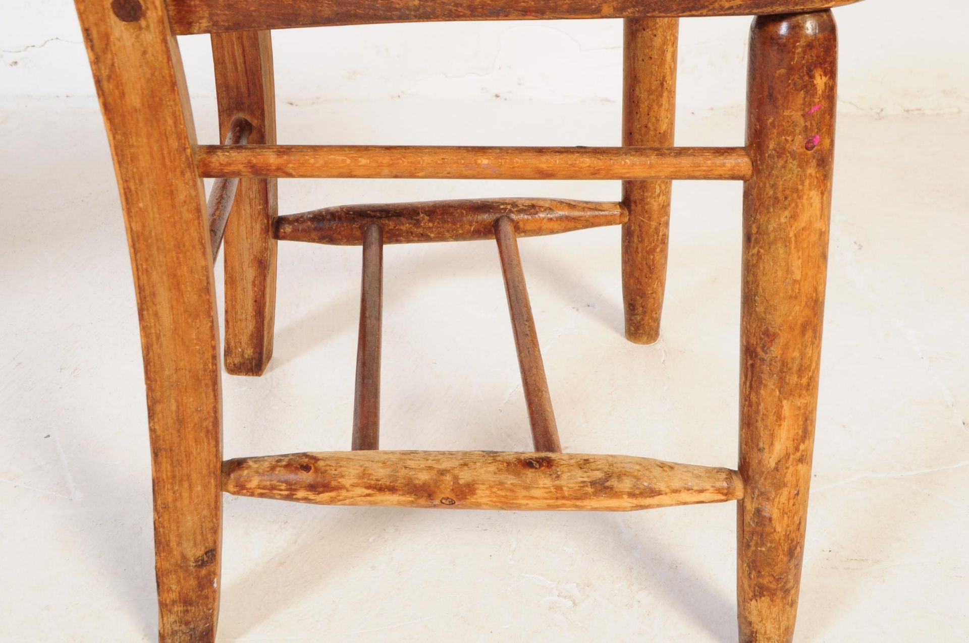 SET OF SIX VICTORIAN BEECH & ELM WINDSOR DINING CHAIRS - Image 8 of 8