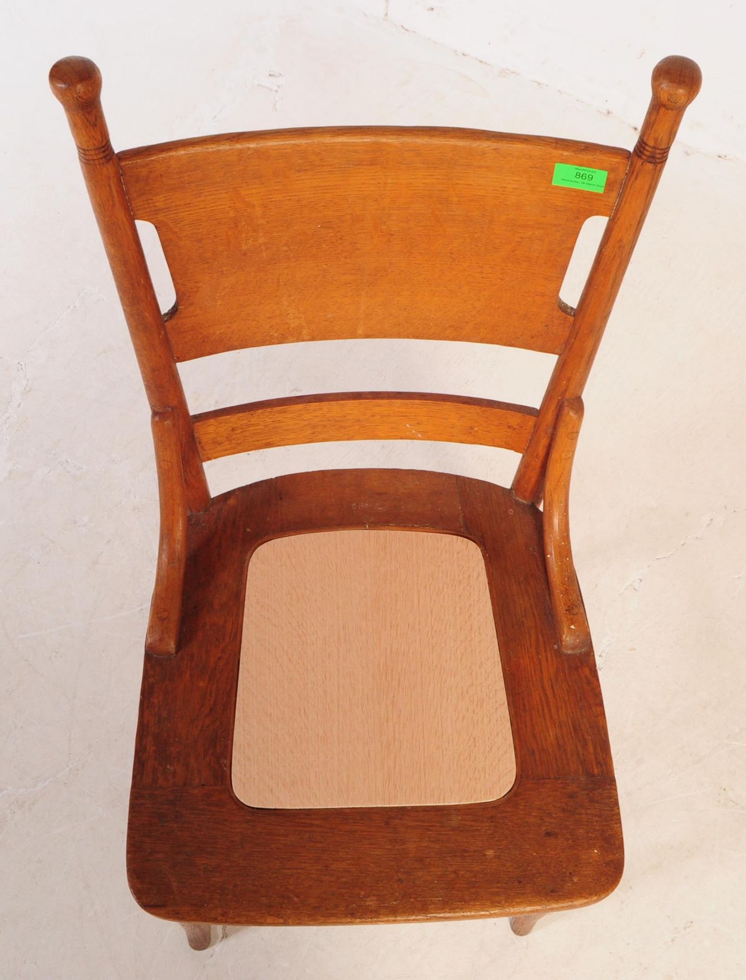EARLY 20TH CENTURY ARTS & CRAFTS OAK HALL ARMCHAIR - Image 5 of 16