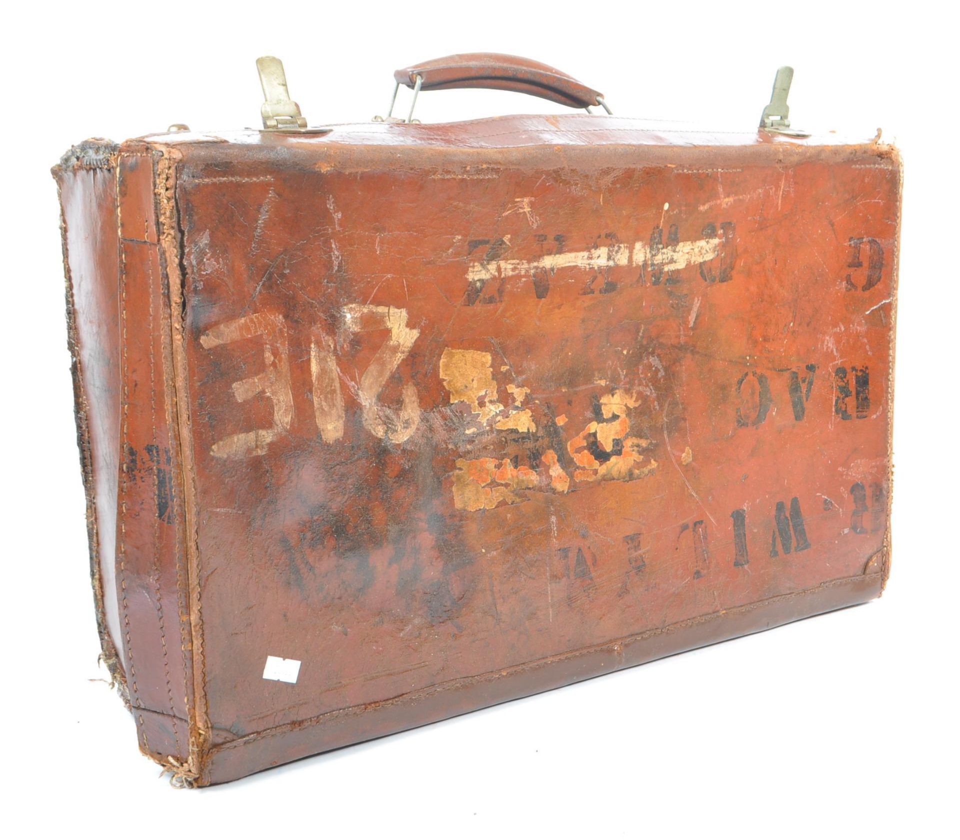 20TH CENTURY LEATHER MILITARY SUITCASE